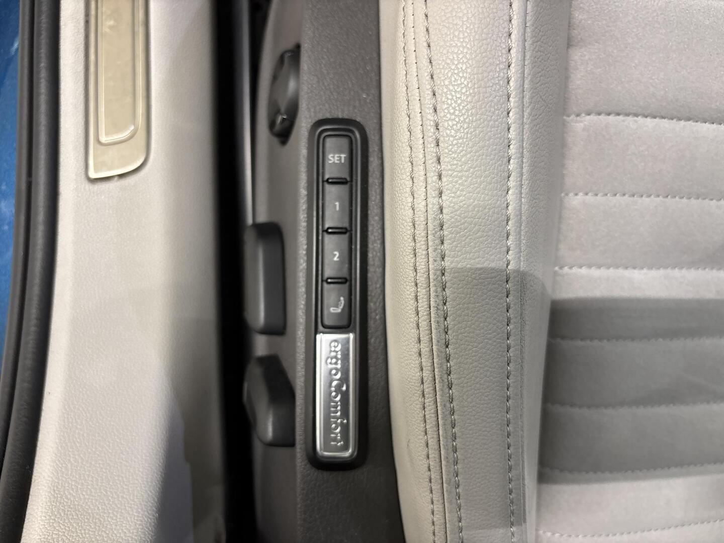 VOLKSWAGEN Passat 2022