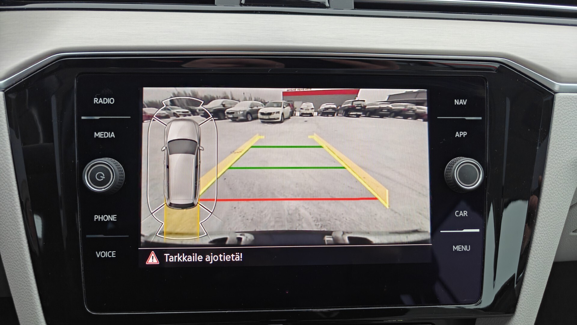 VOLKSWAGEN Passat 2022