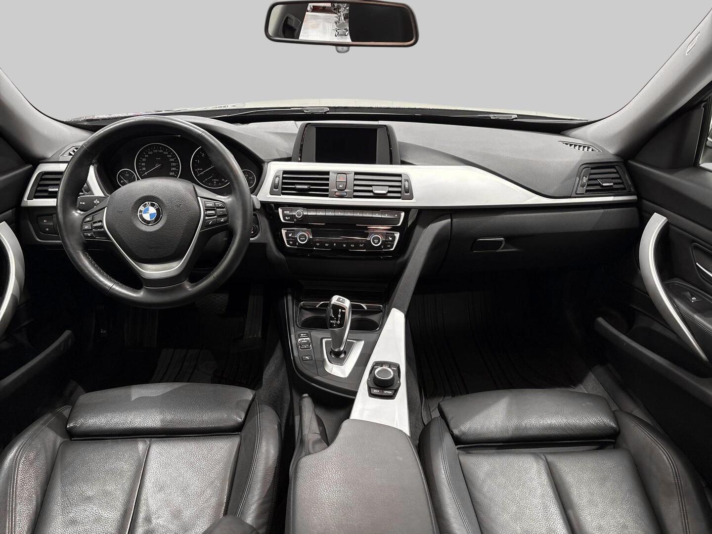 BMW 320 Gran Turismo 2019