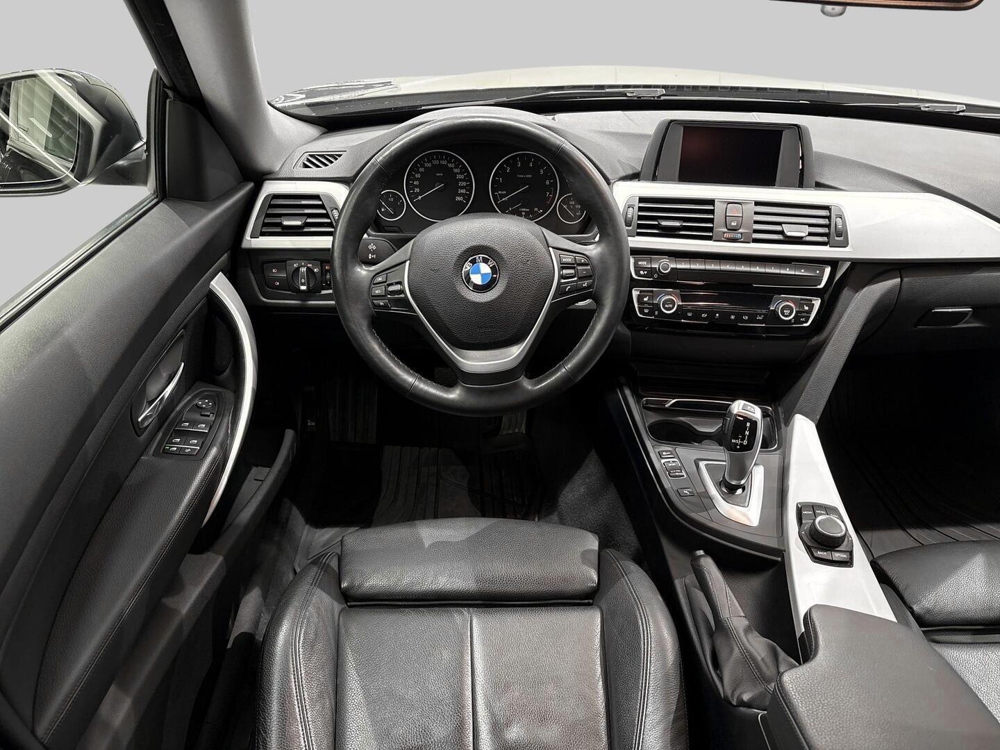 BMW 320 Gran Turismo 2019
