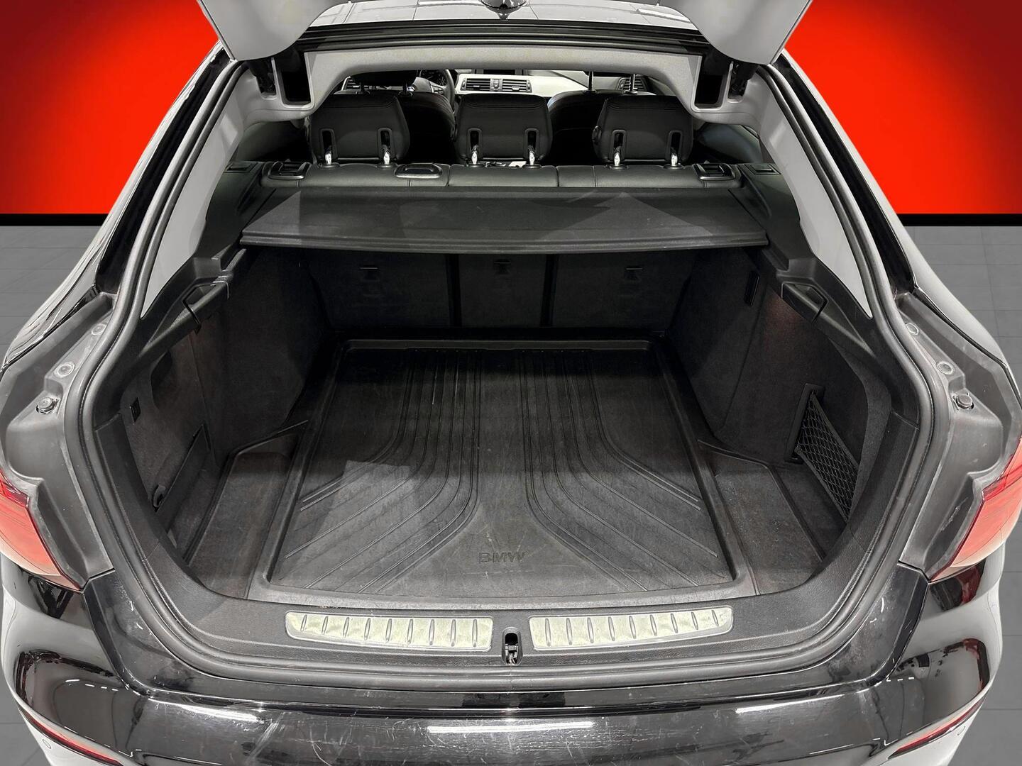 BMW 320 Gran Turismo 2019