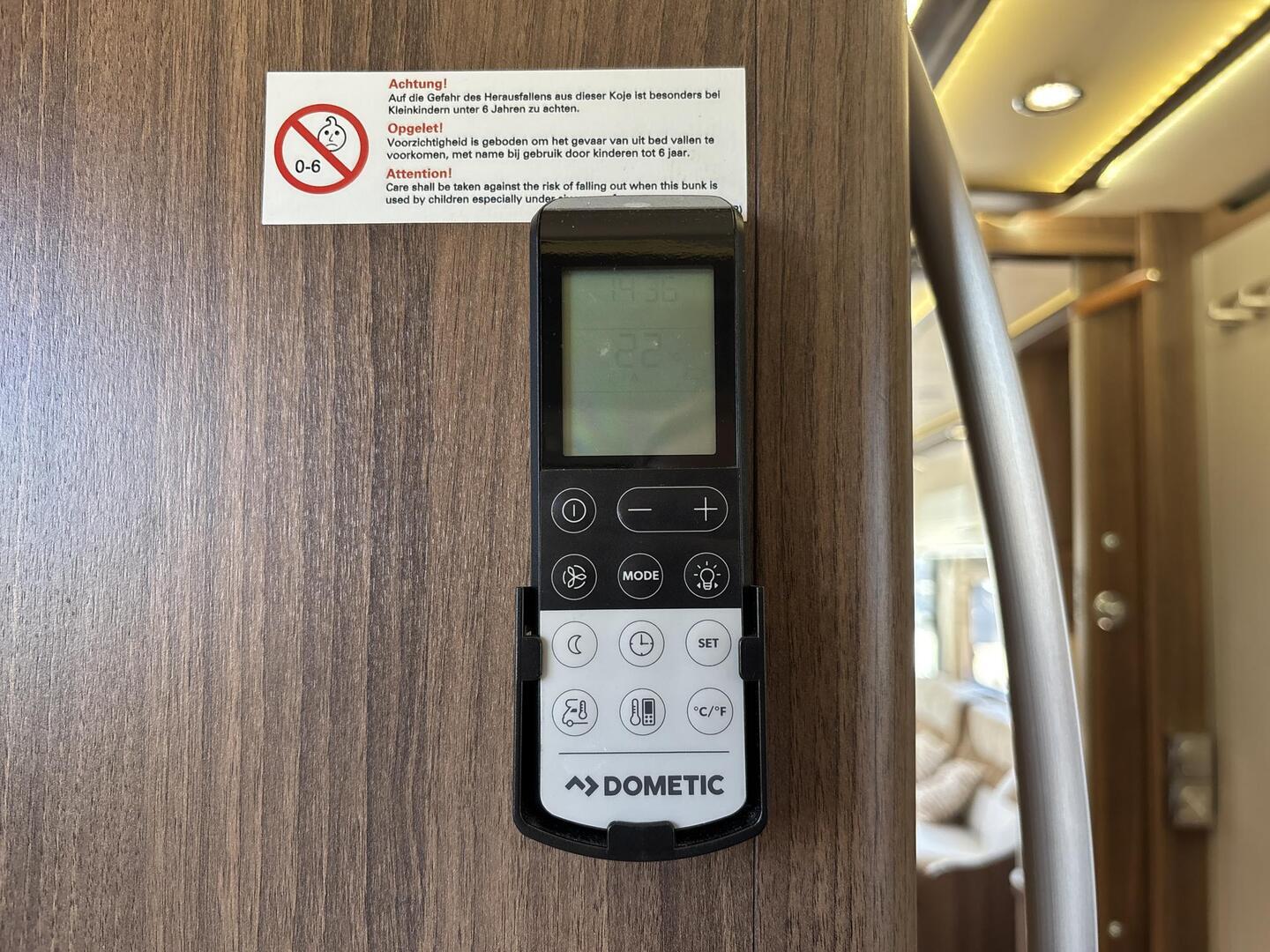 BÜRSTNER ELEGANCE I 810 2010