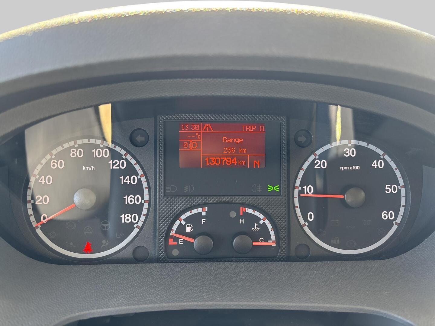 BÜRSTNER ELEGANCE I 810 2010