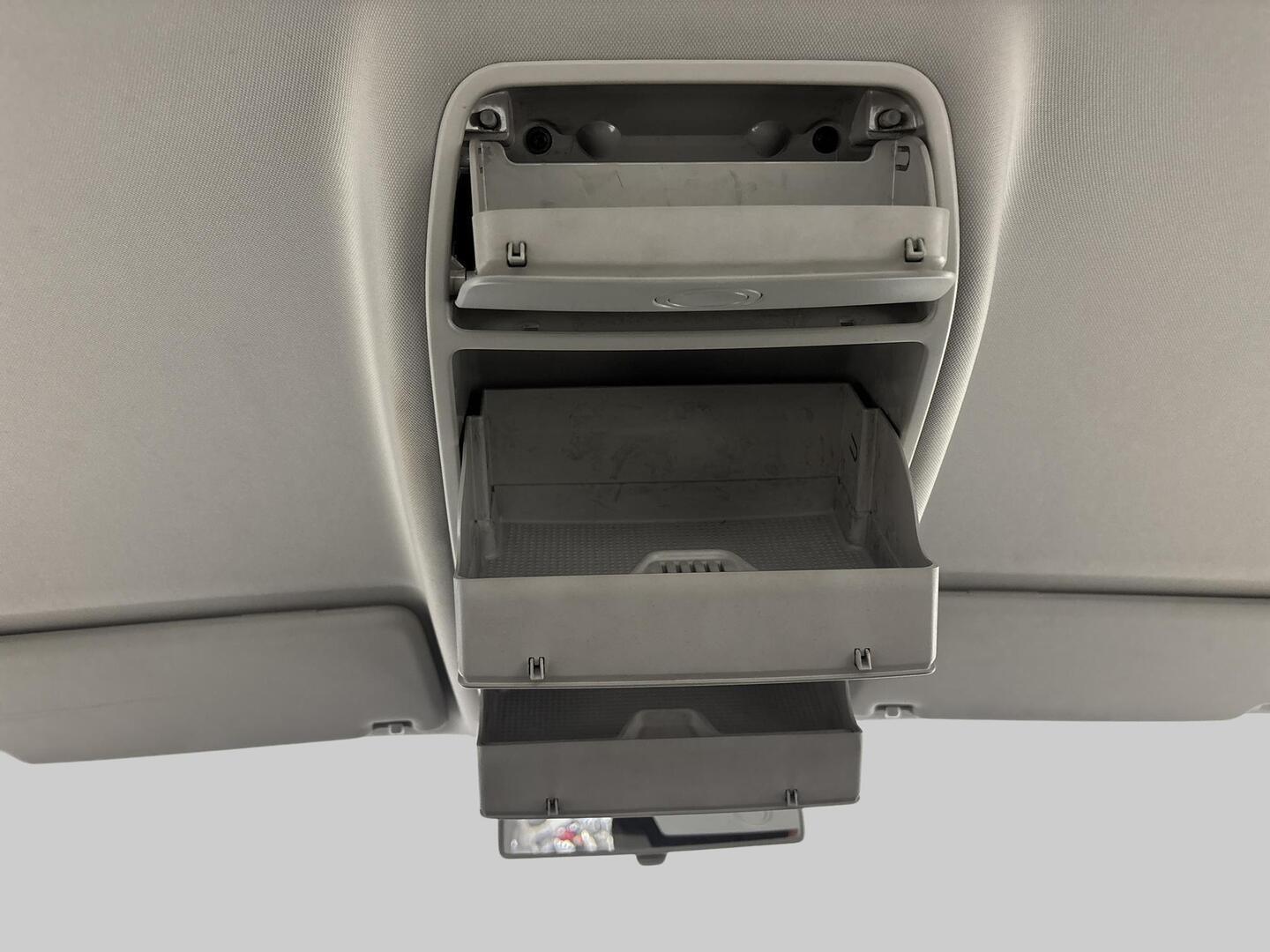 VOLKSWAGEN Touran 2004