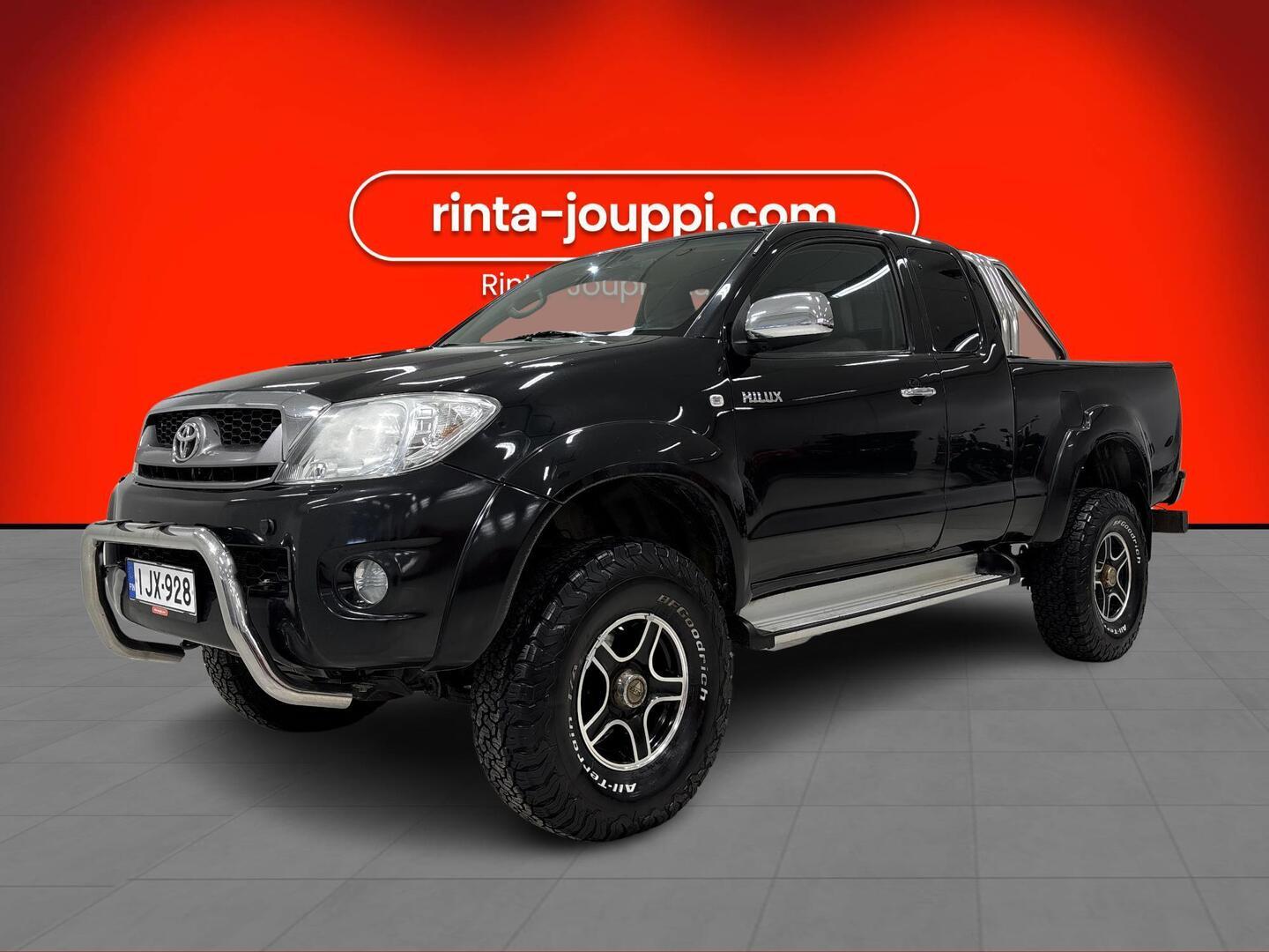 TOYOTA Hilux 2011