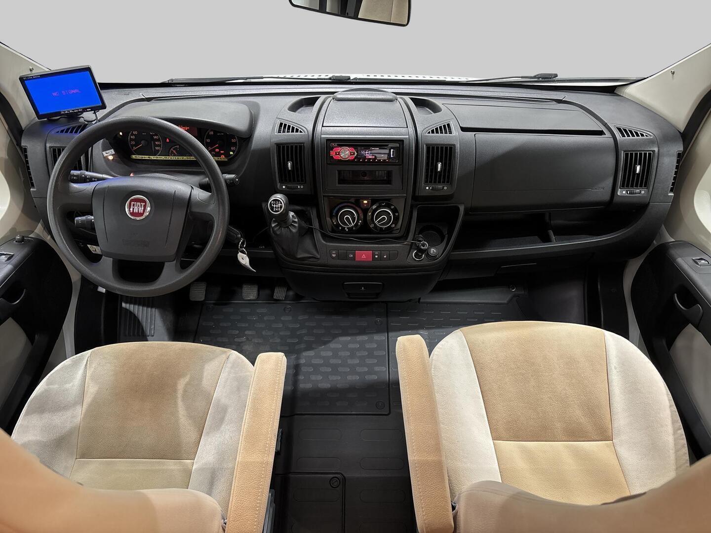 BÜRSTNER NEXXO T660 2013