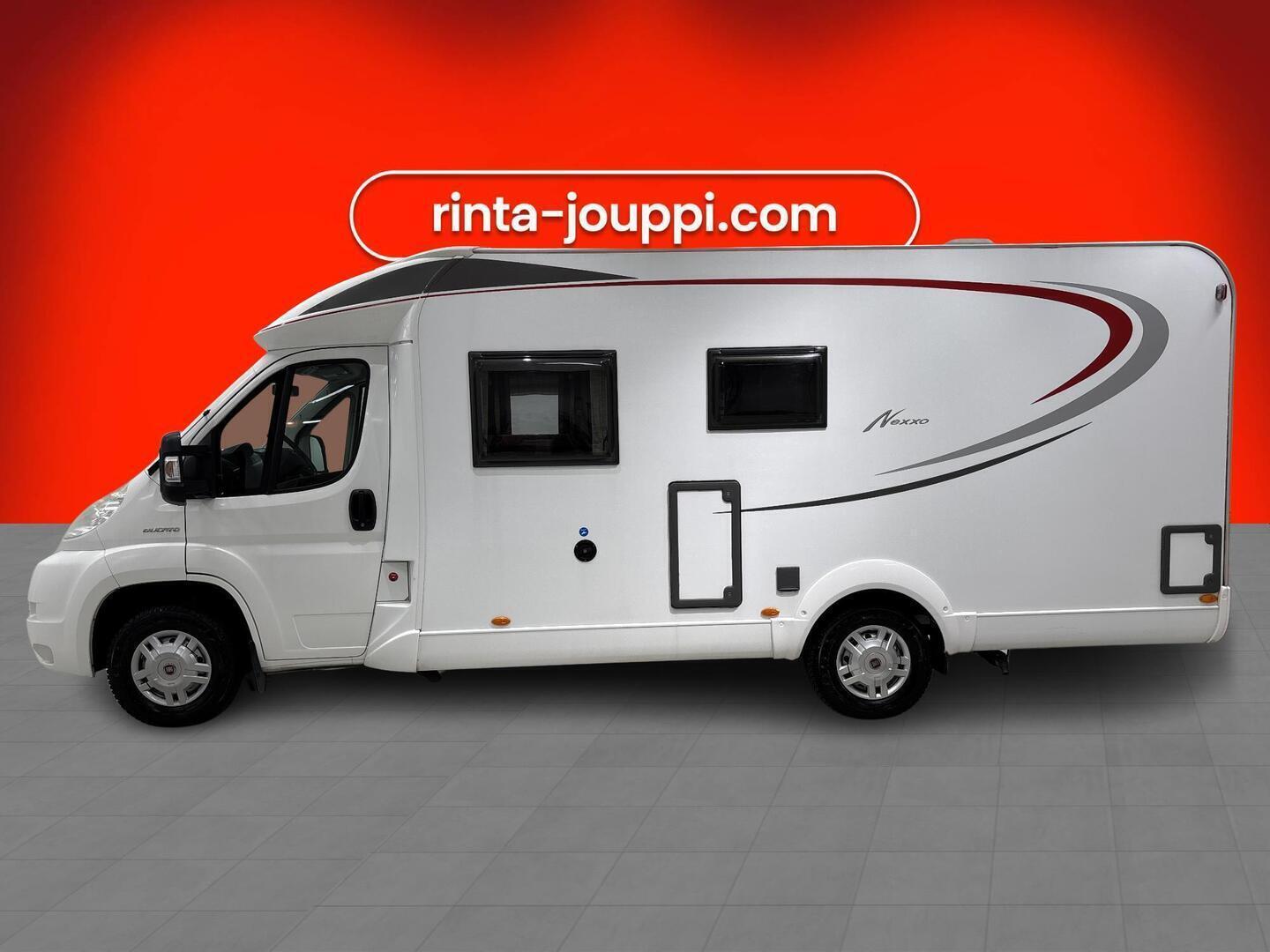 BÜRSTNER NEXXO T660 2013