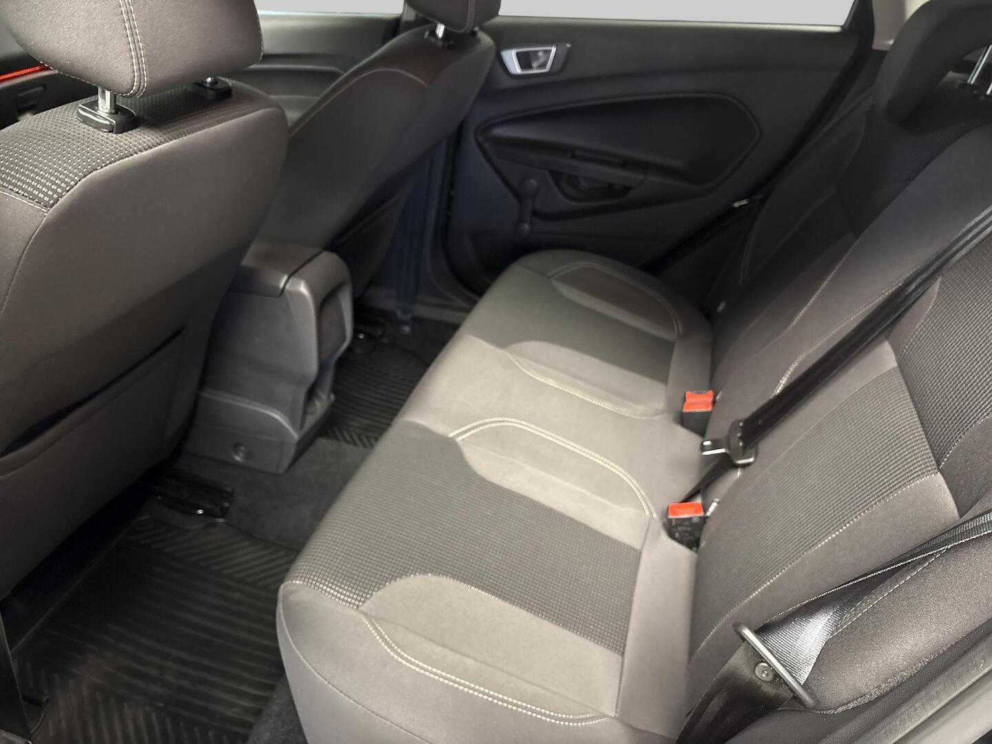 FORD Fiesta 2017
