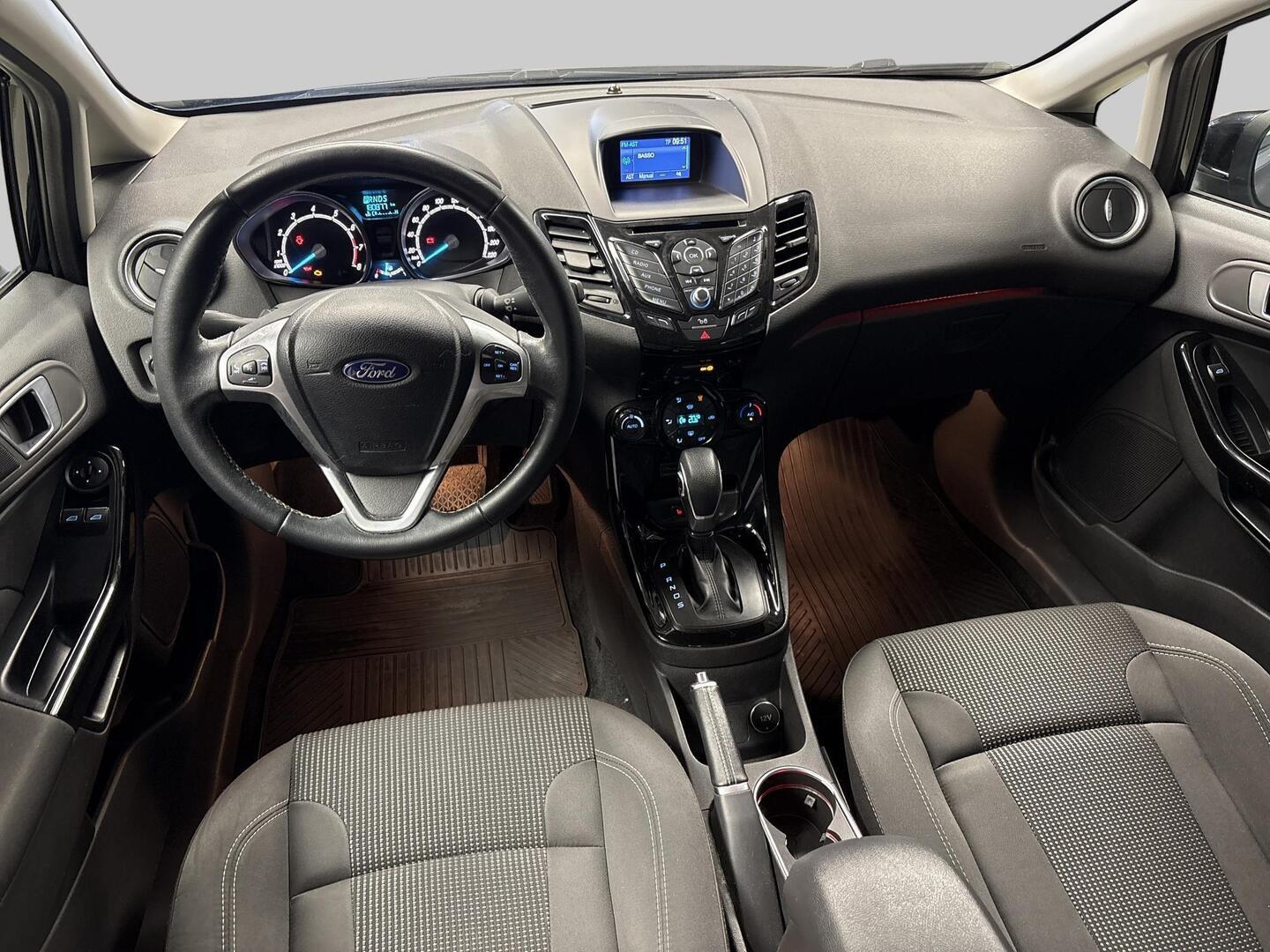 FORD Fiesta 2017