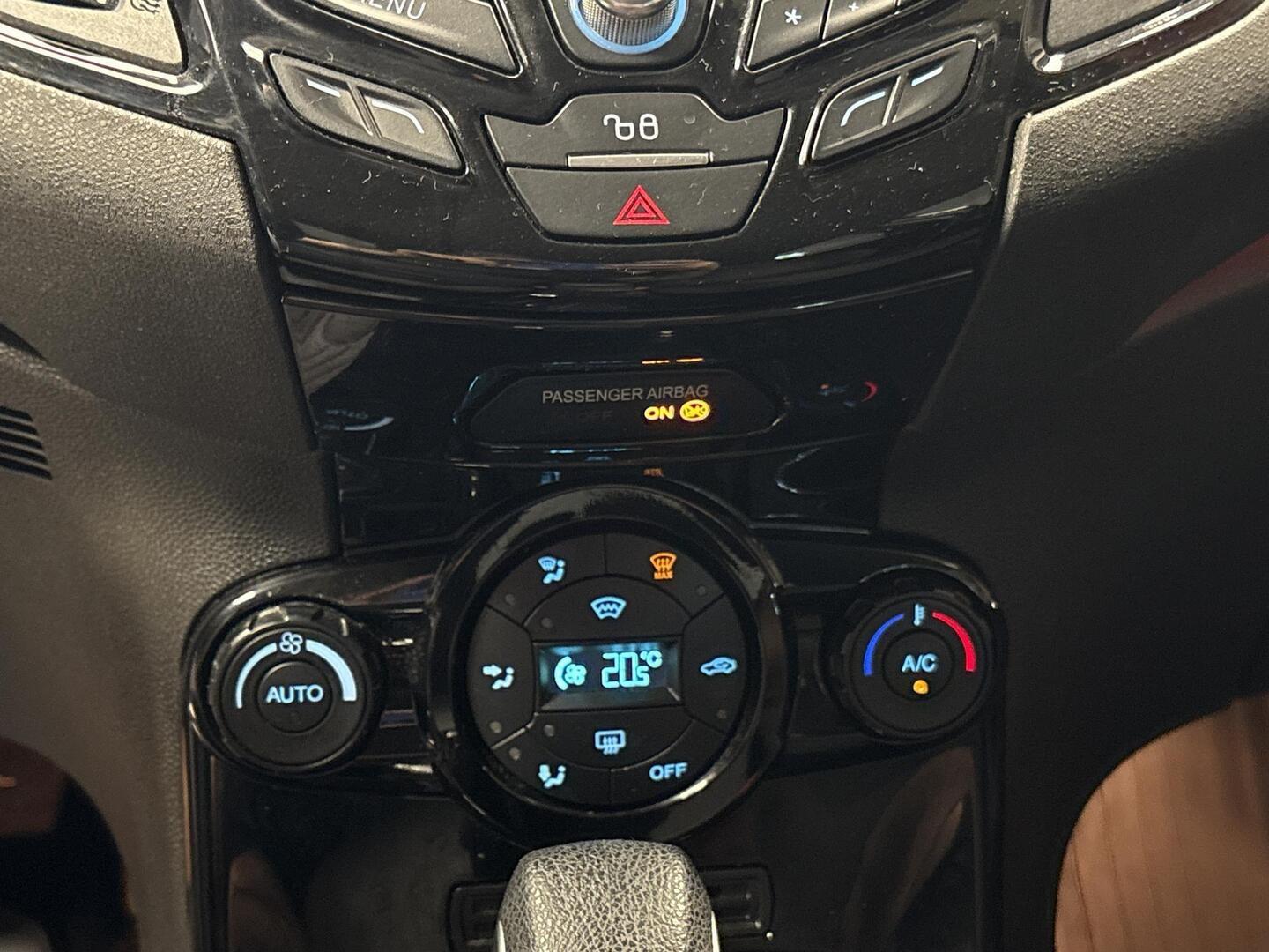 FORD Fiesta 2017