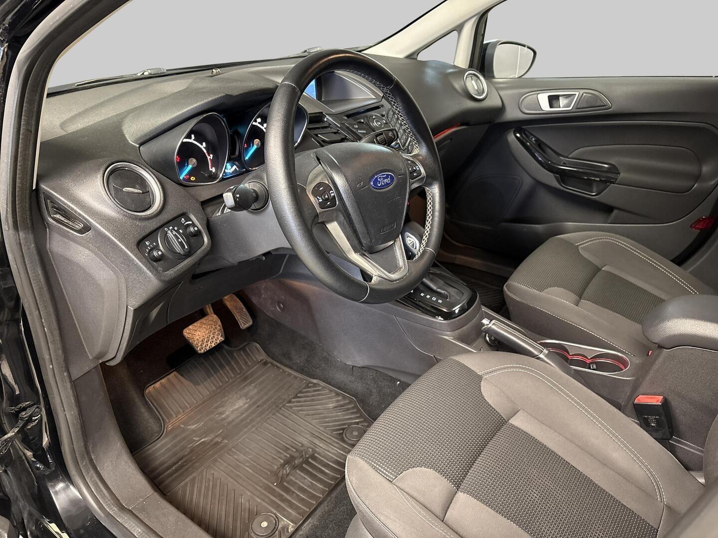 FORD Fiesta 2017