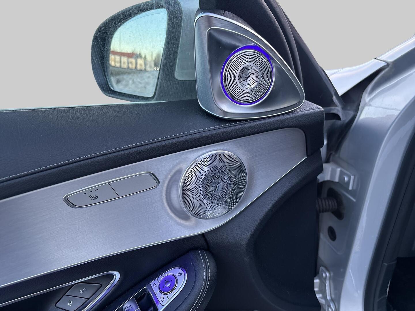 MERCEDES-BENZ C 2015