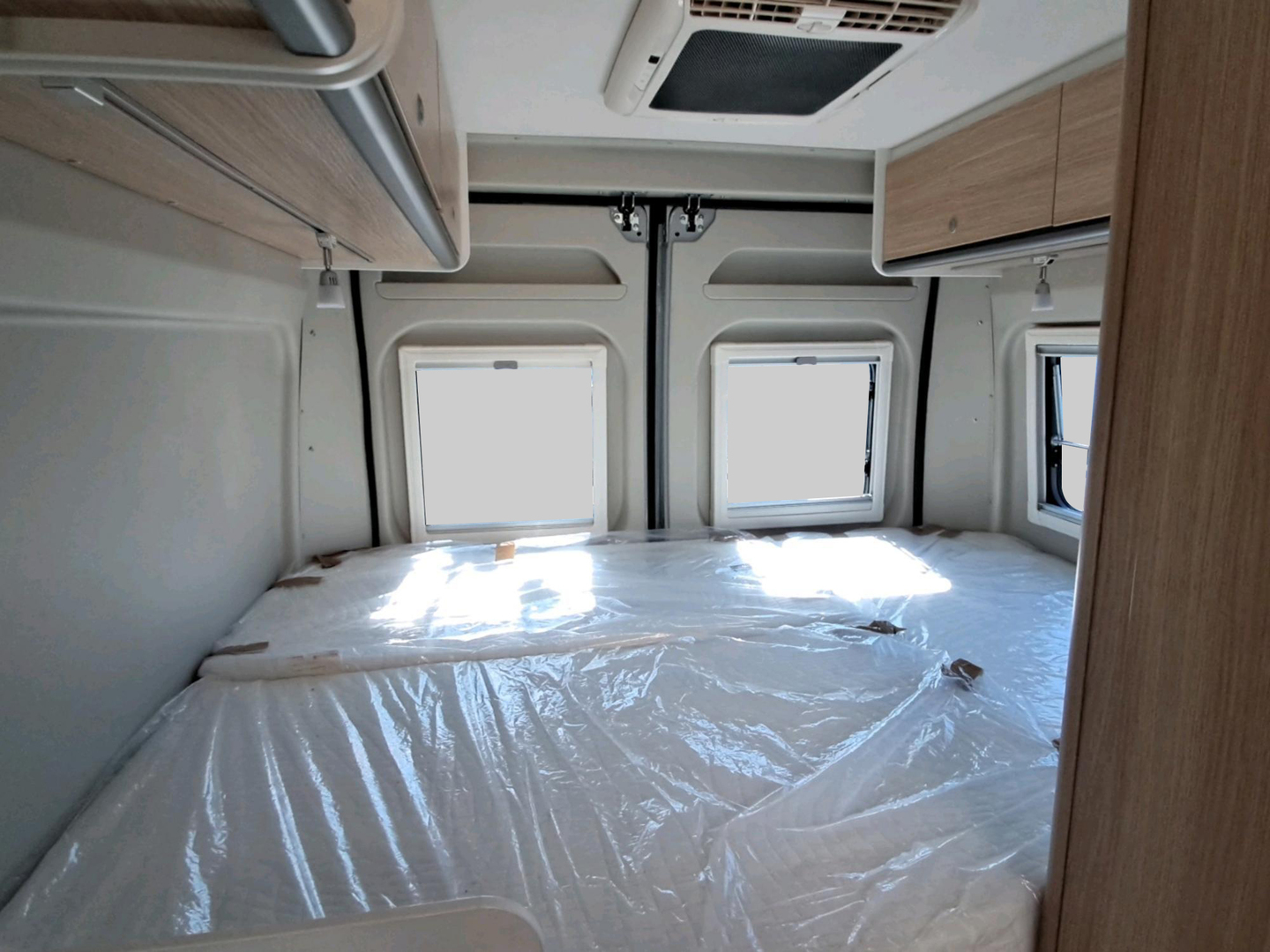 SUNLIGHT CLIFF 600 ADVENTURE EDITION 2021
