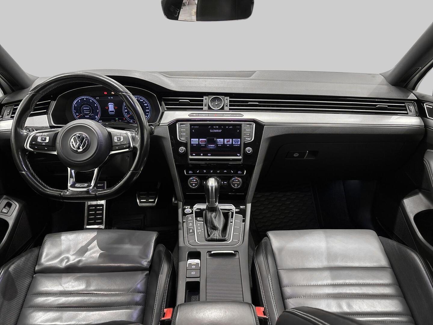 VOLKSWAGEN Passat 2016