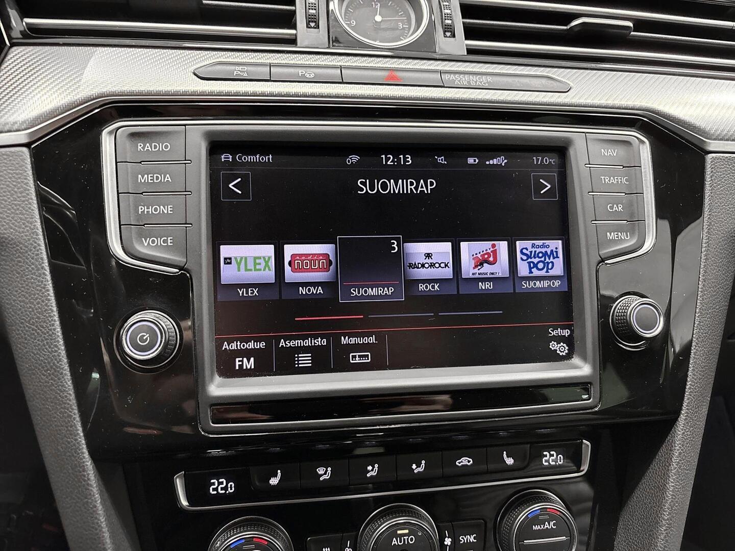 VOLKSWAGEN Passat 2016