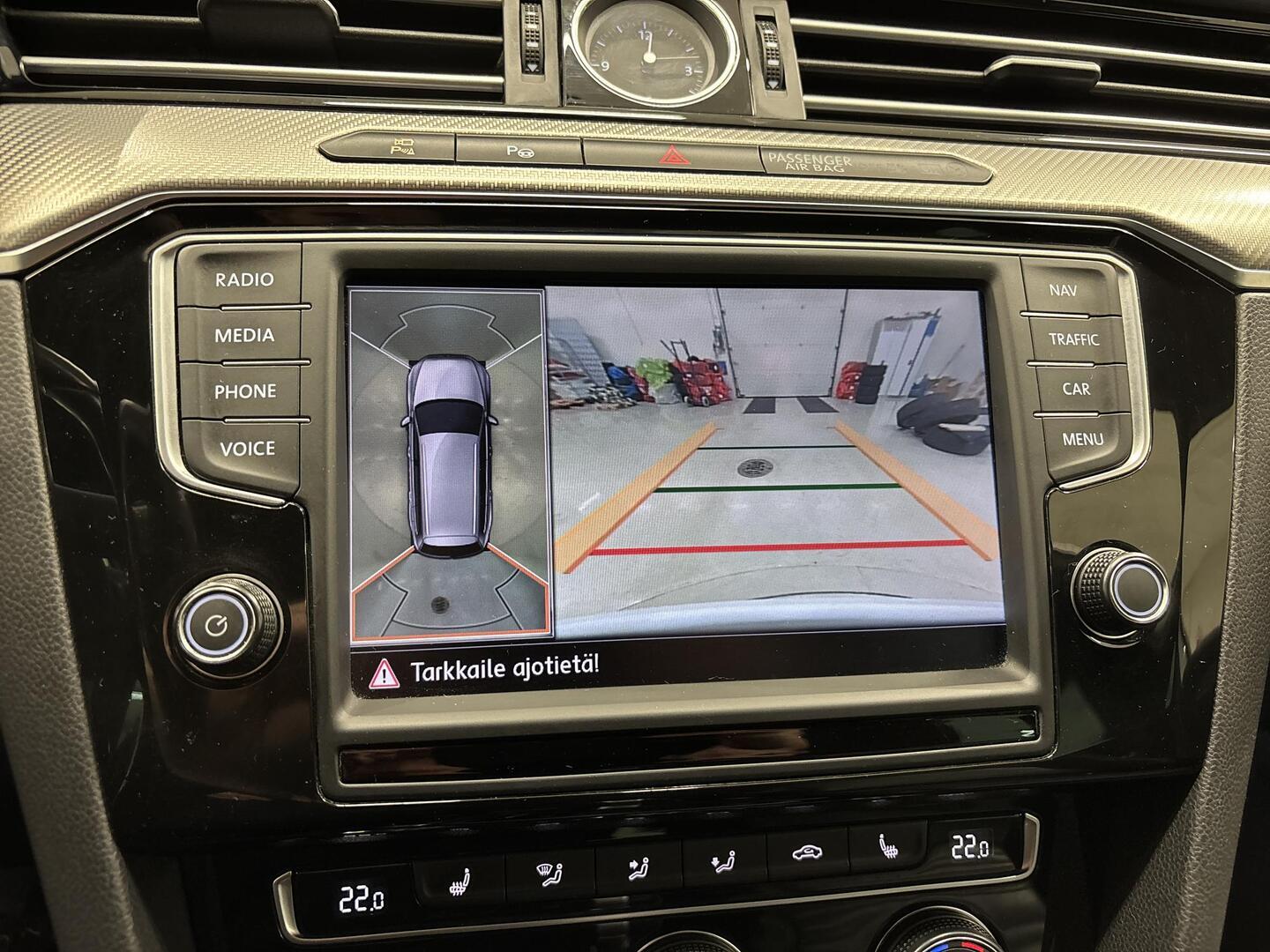 VOLKSWAGEN Passat 2016