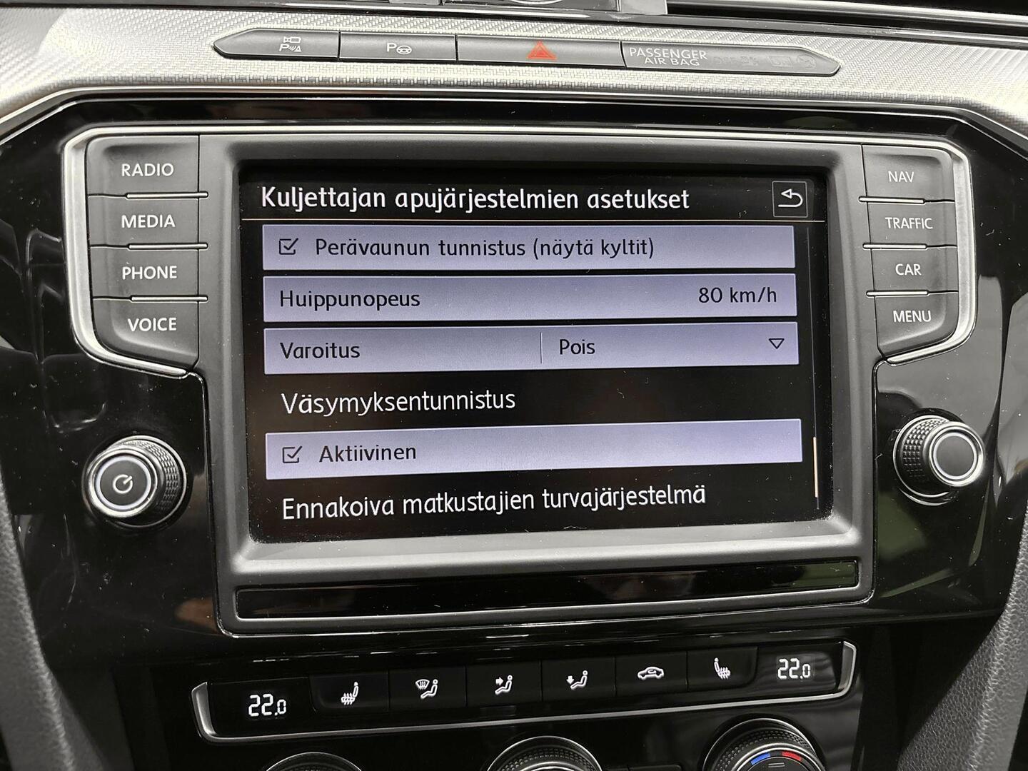 VOLKSWAGEN Passat 2016