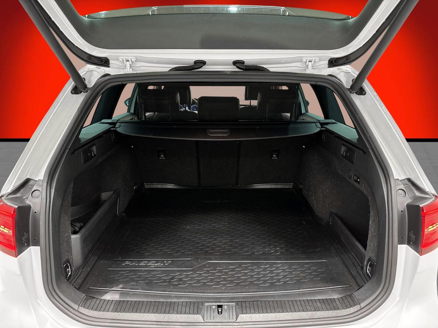 VOLKSWAGEN Passat 2016