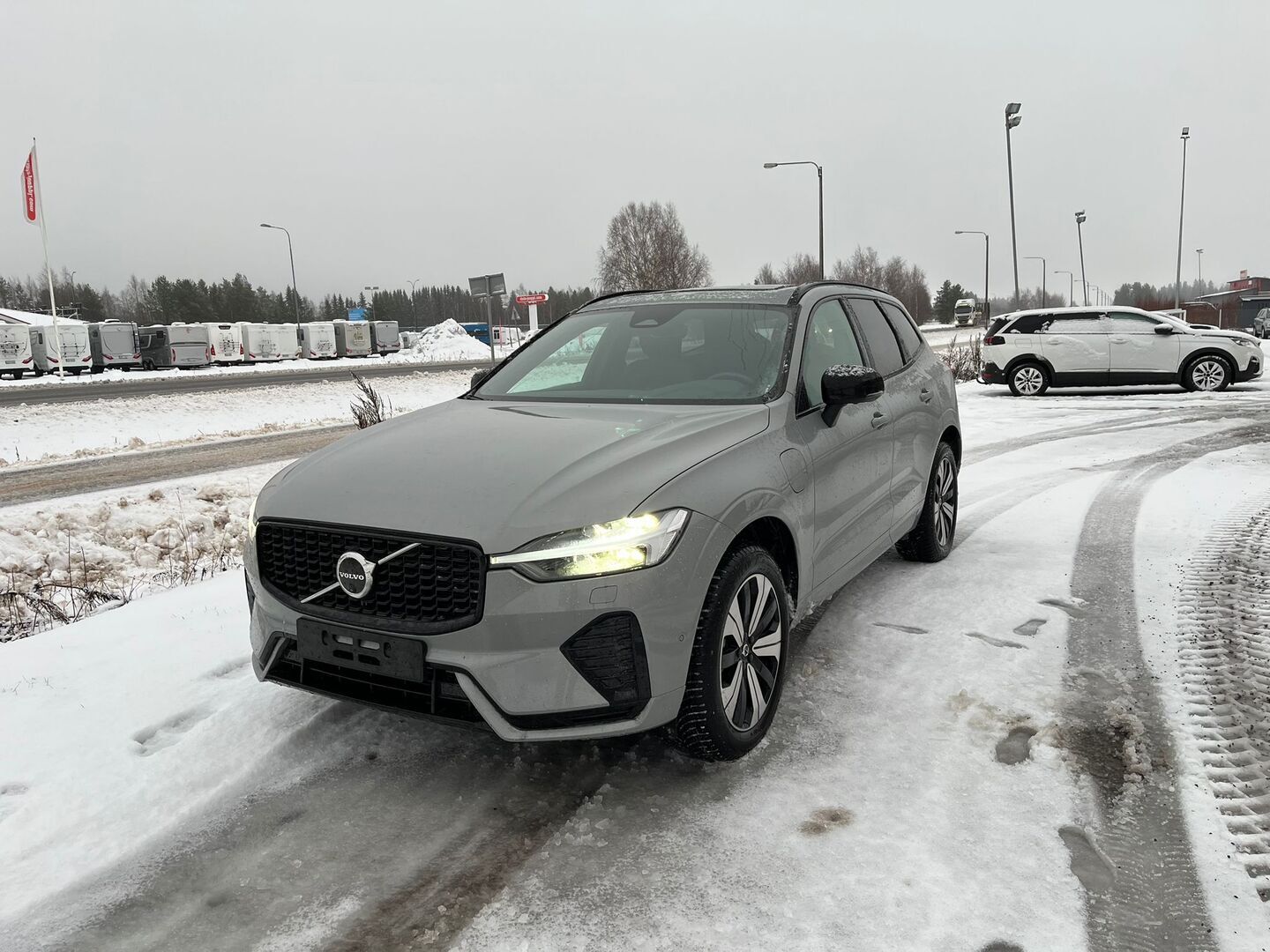 VOLVO XC60 2025