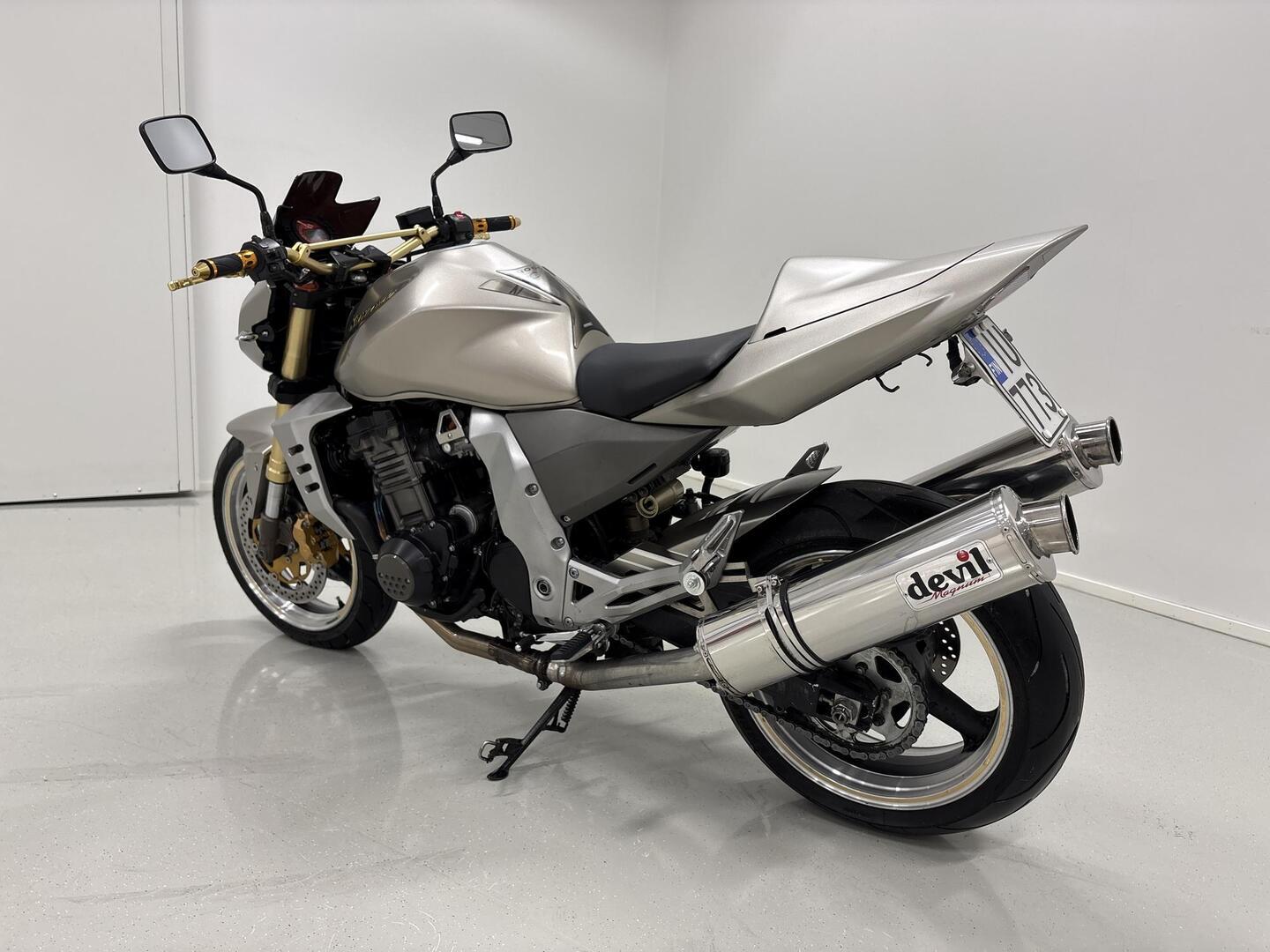KAWASAKI Z 2006