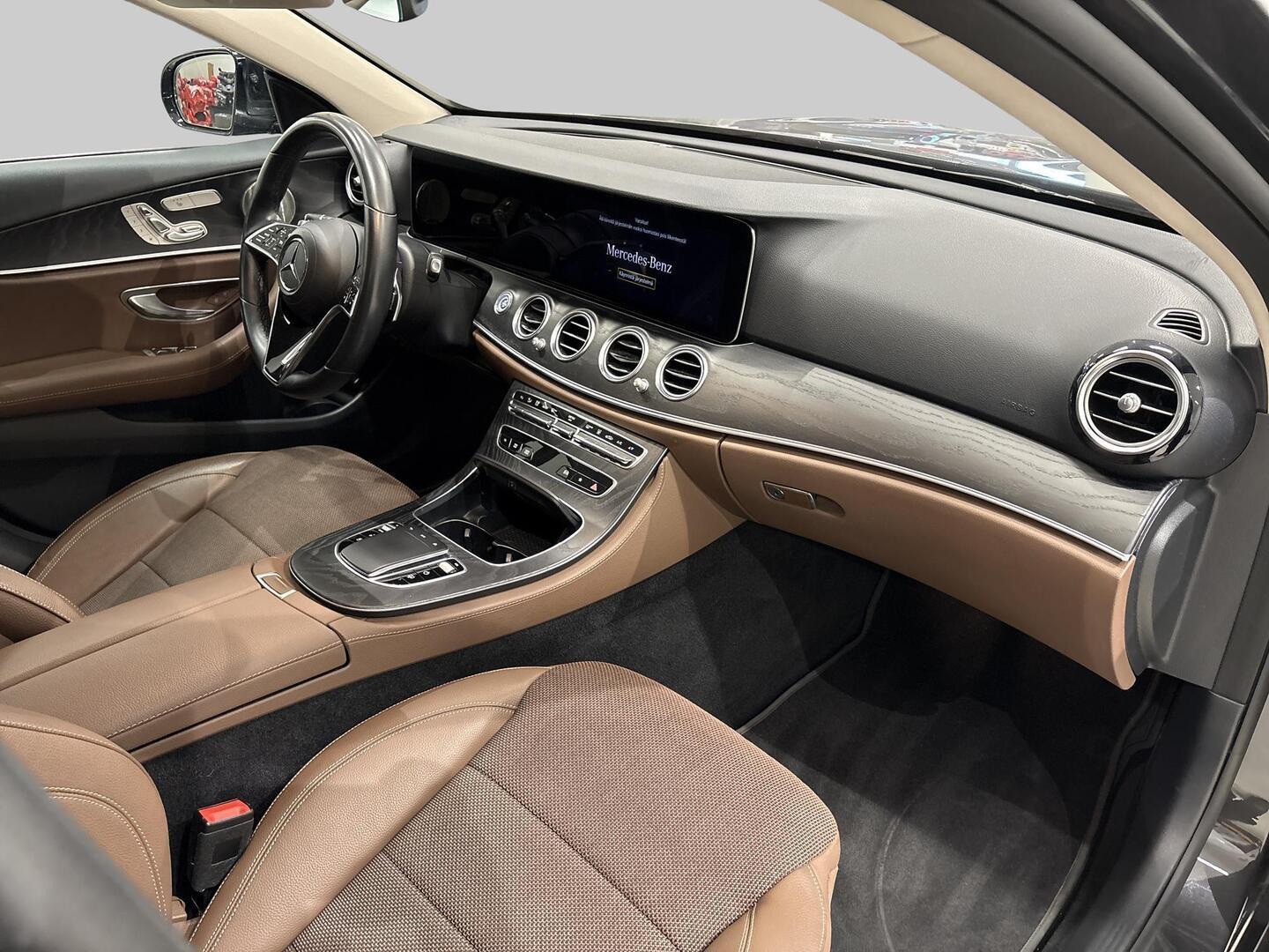 MERCEDES-BENZ E 2021