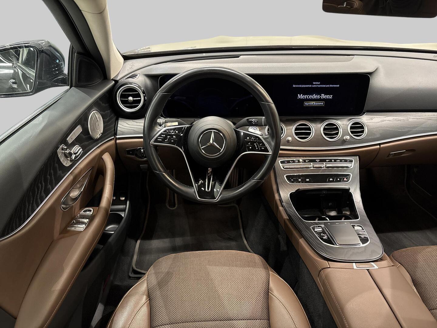 MERCEDES-BENZ E 2021