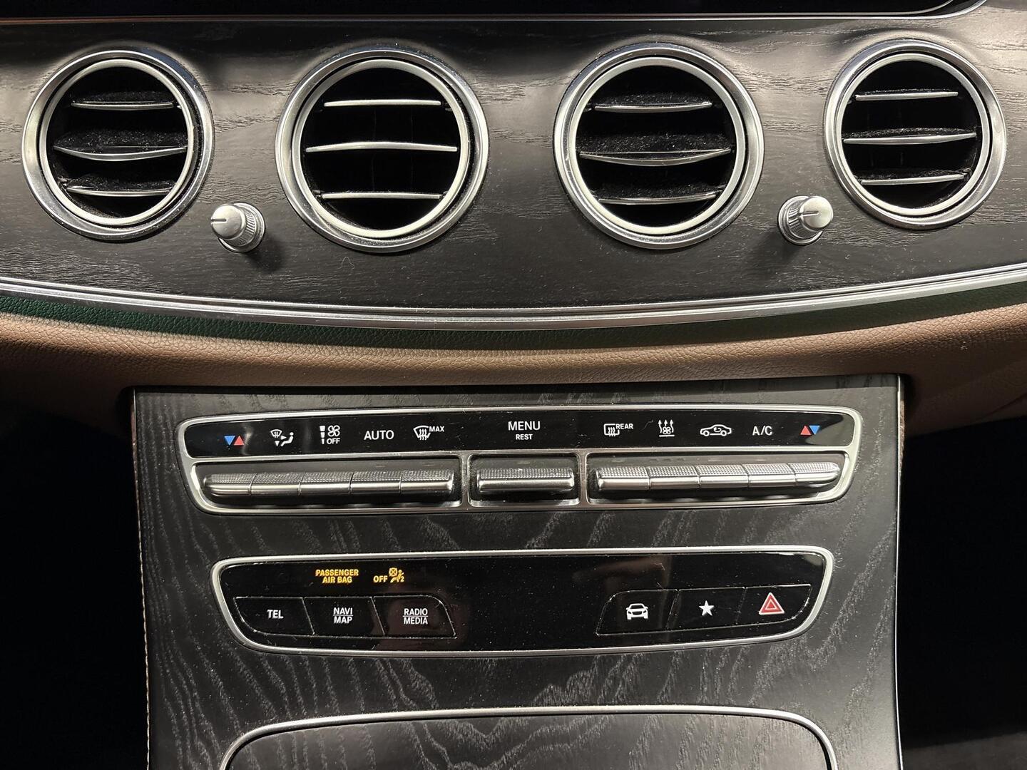 MERCEDES-BENZ E 2021