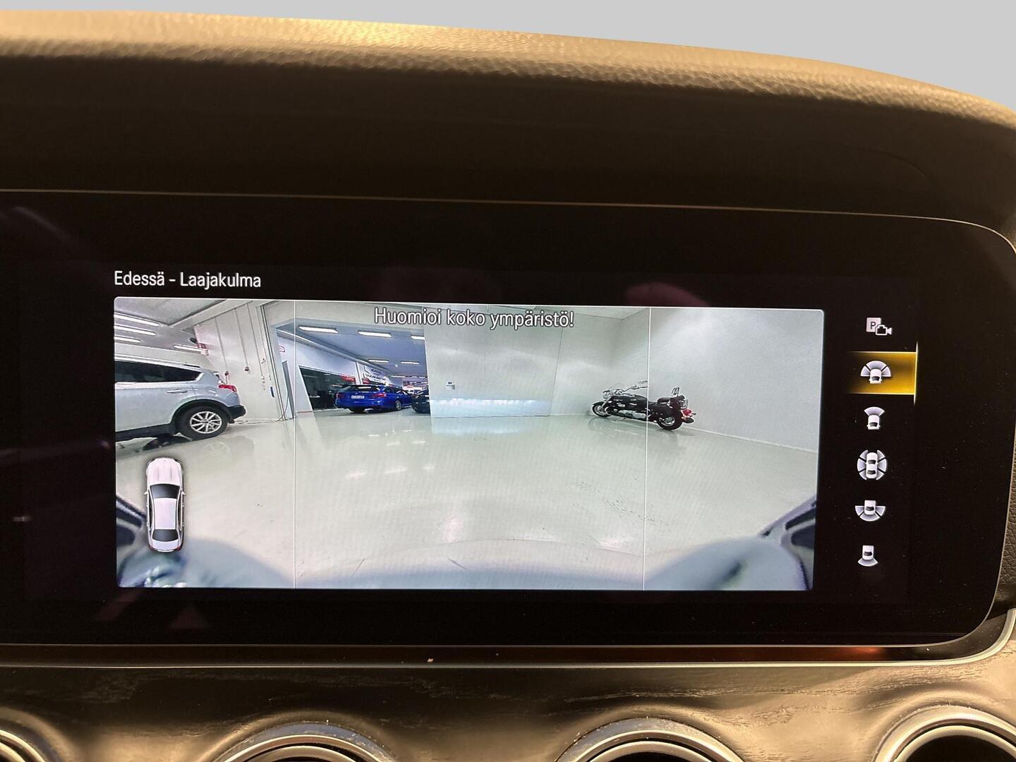 MERCEDES-BENZ E 2021