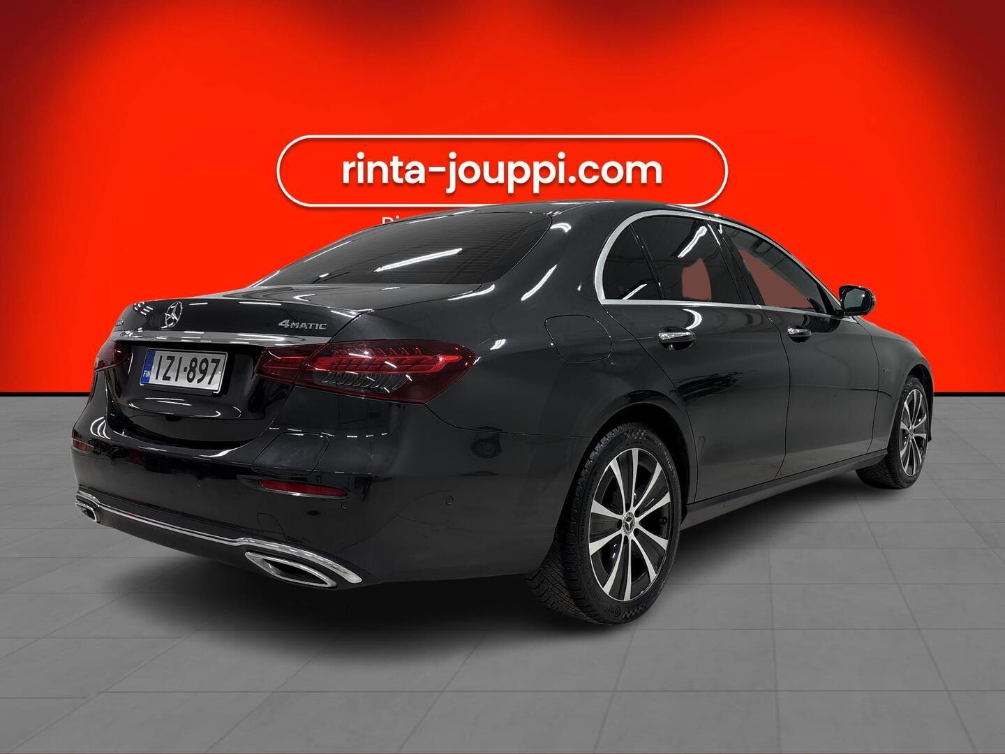 MERCEDES-BENZ E 2021