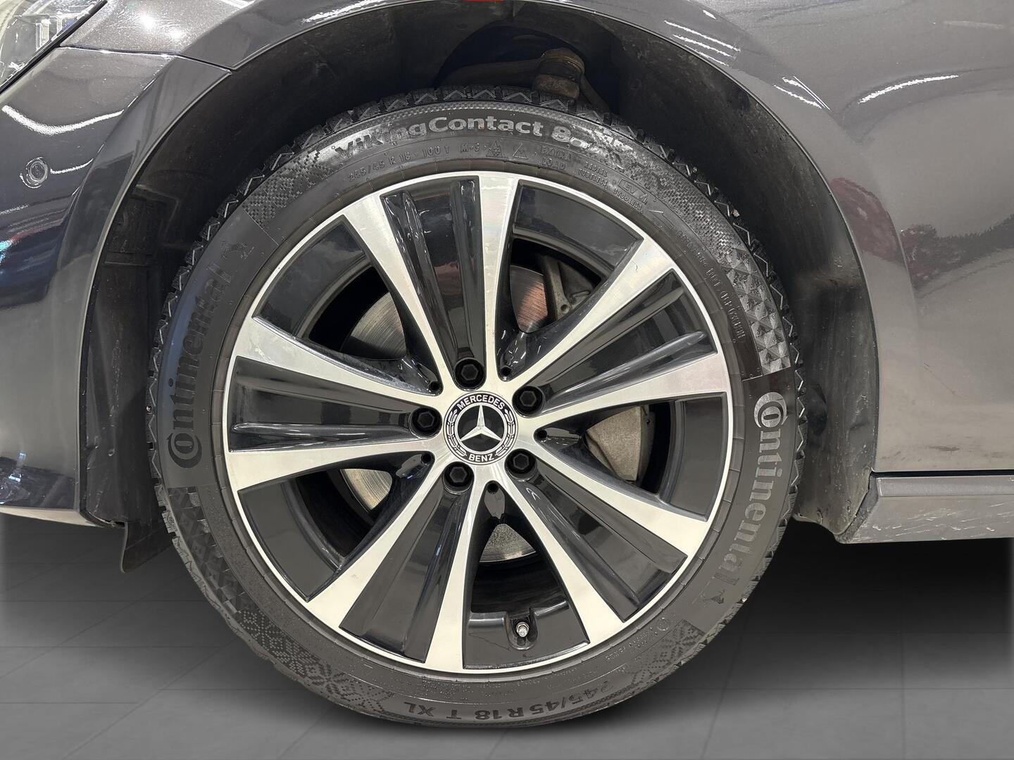 MERCEDES-BENZ E 2021