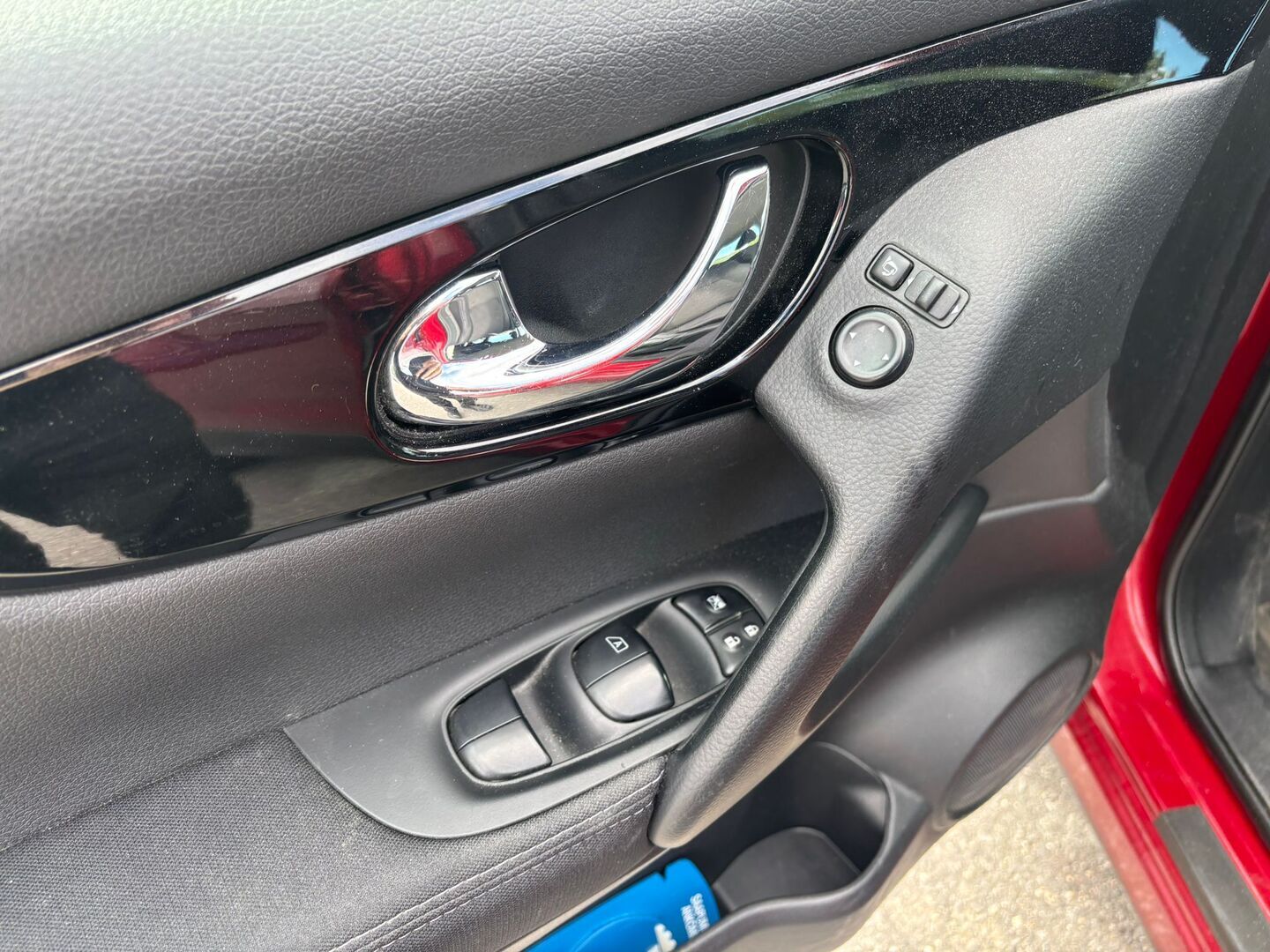 NISSAN Qashqai 2016