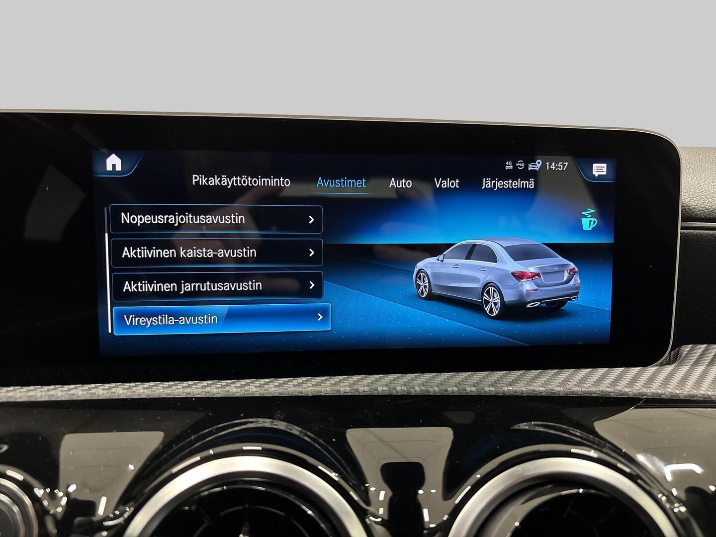 MERCEDES-BENZ A 2020