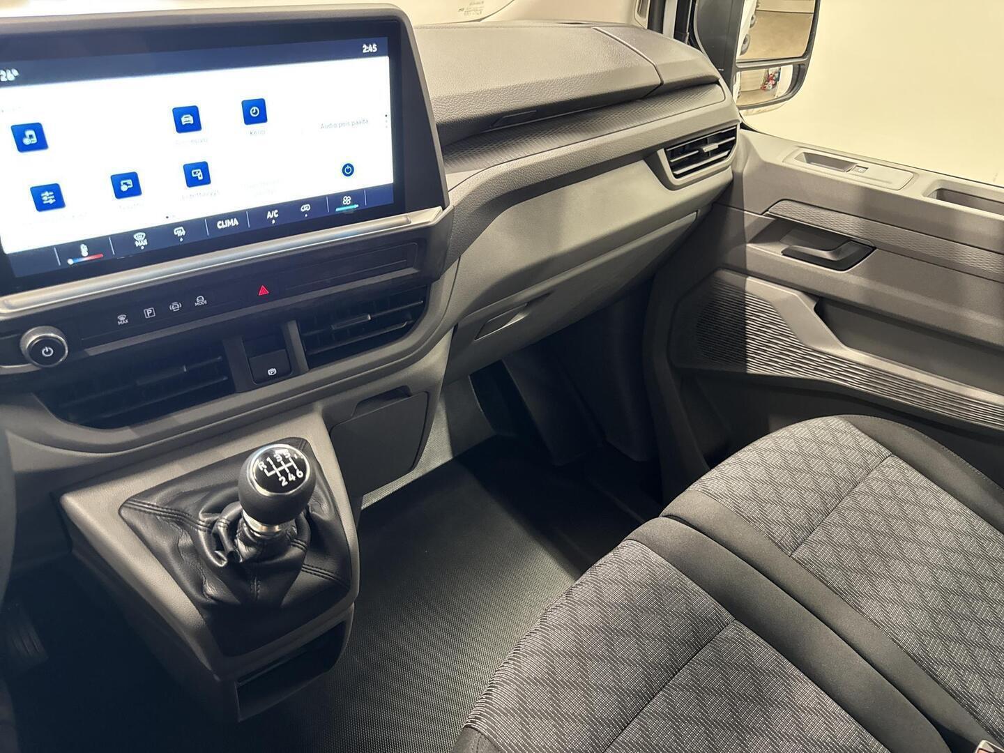 VOLKSWAGEN TRANSPORTER 2025