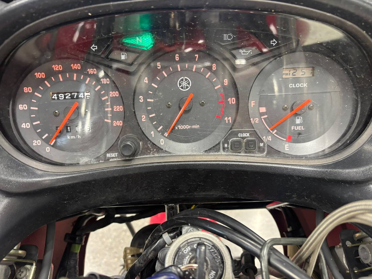 YAMAHA XJ 2000