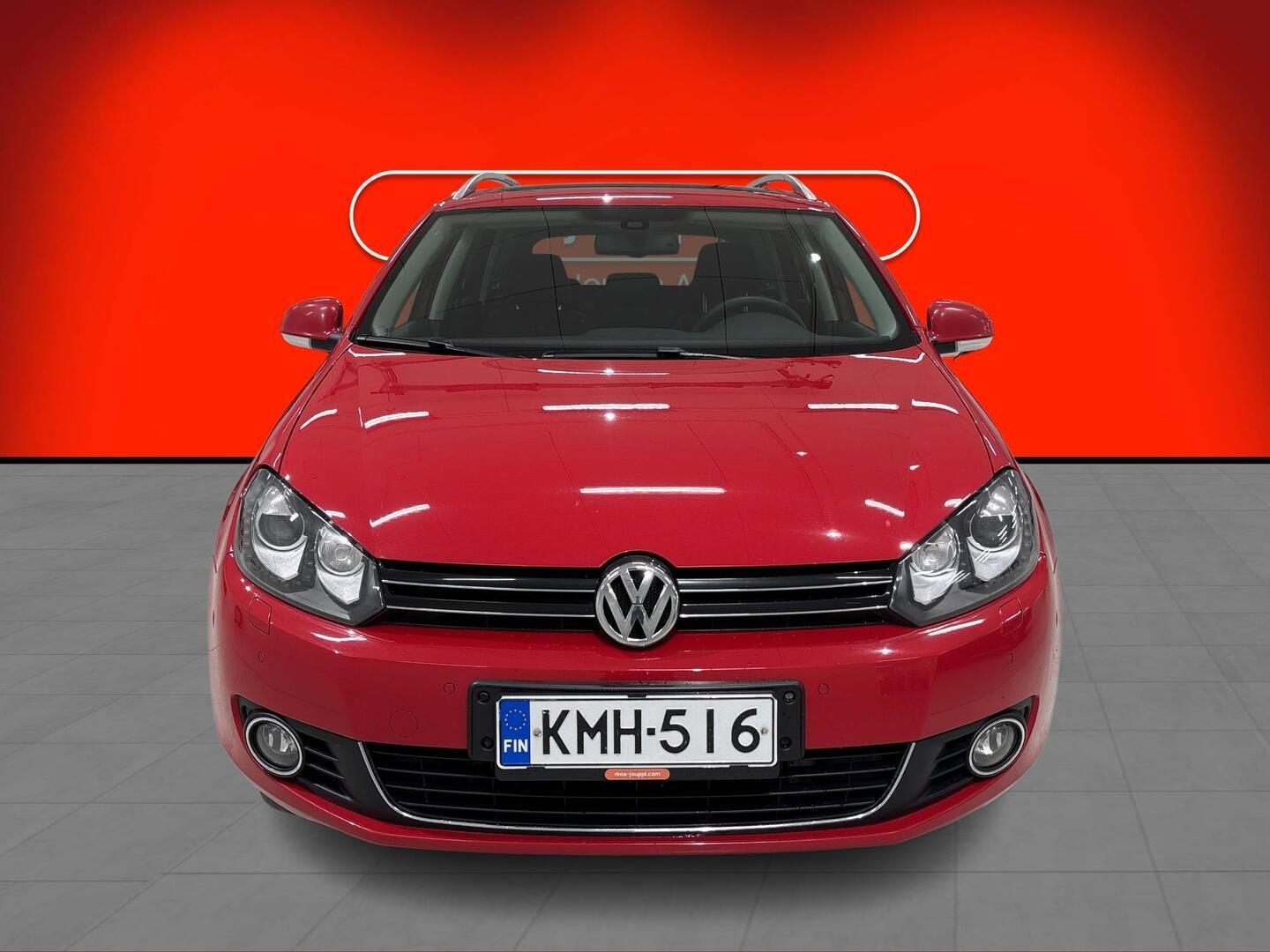 VOLKSWAGEN Golf 2012