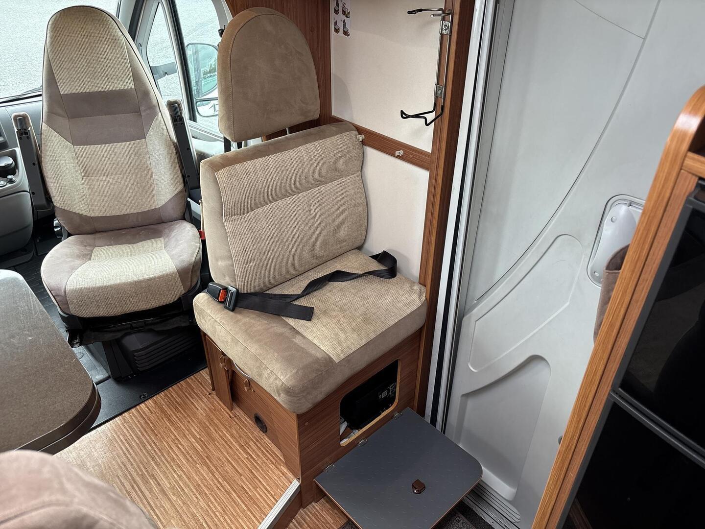 ADRIA CORAL S 670 SLL 2012