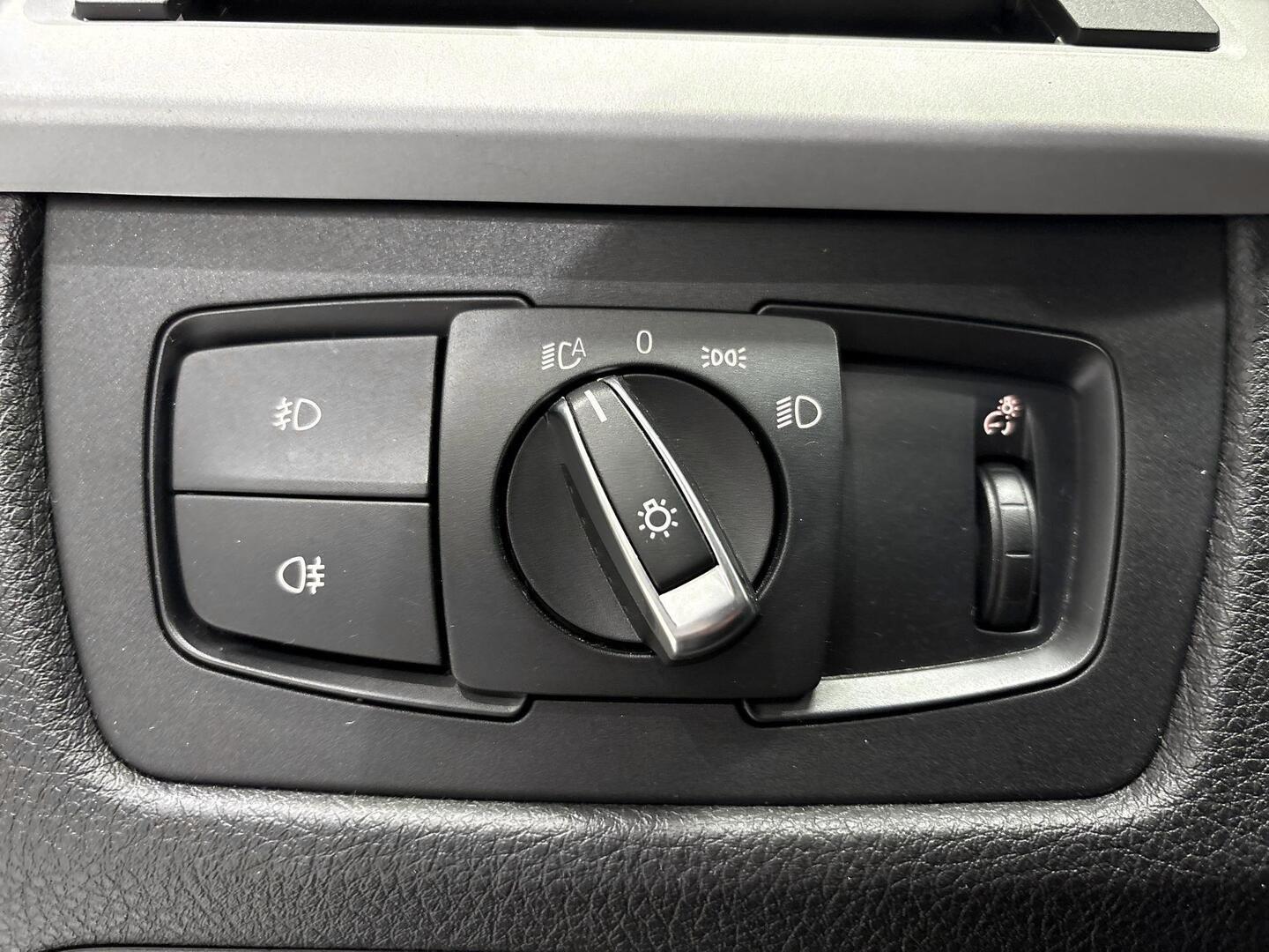 BMW 320 2016