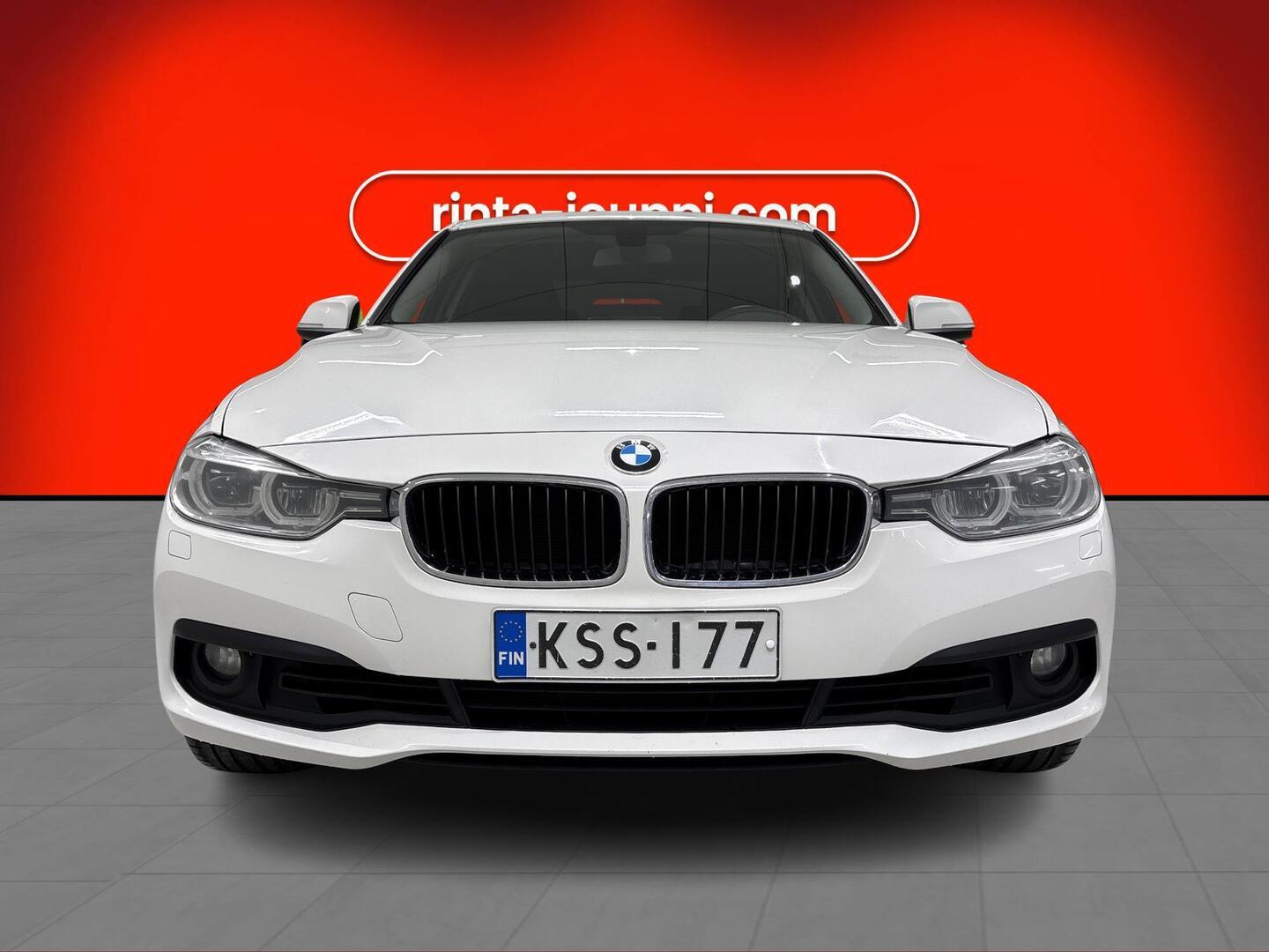 BMW 320 2016