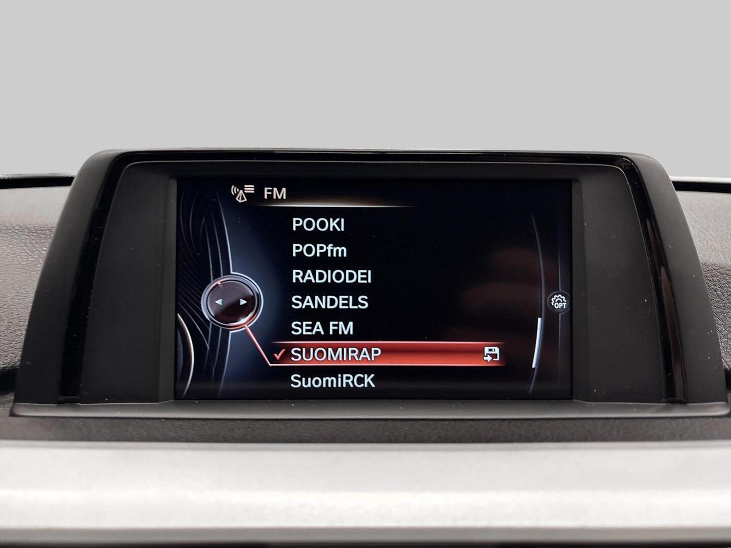 BMW 320 2016