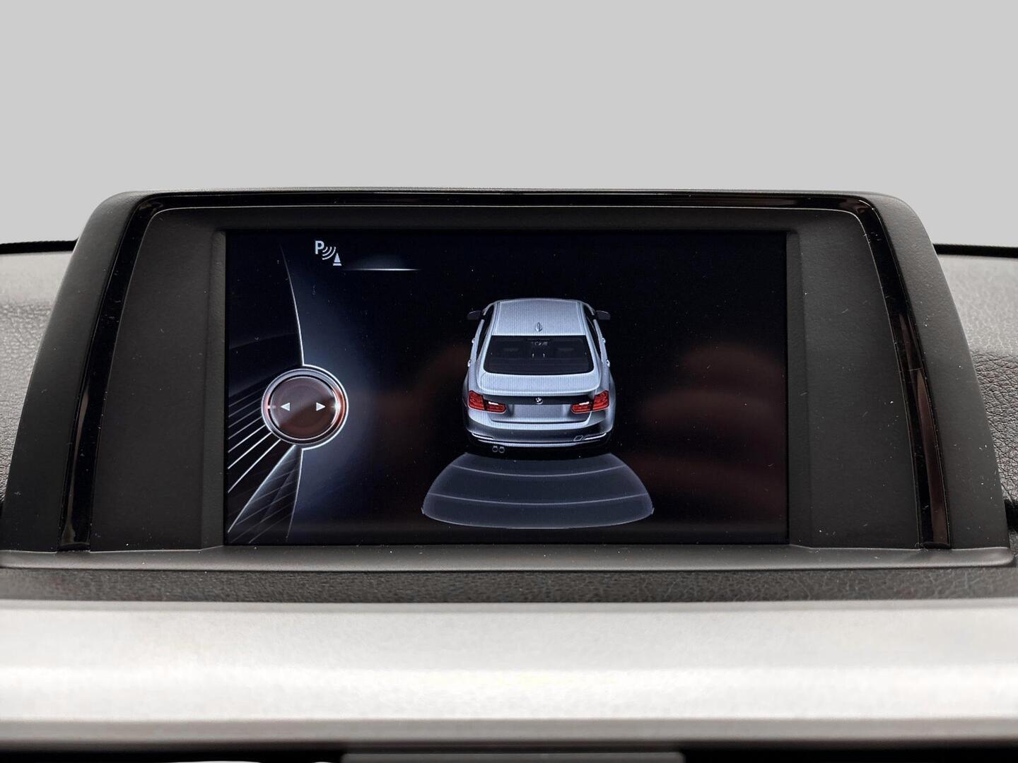 BMW 320 2016
