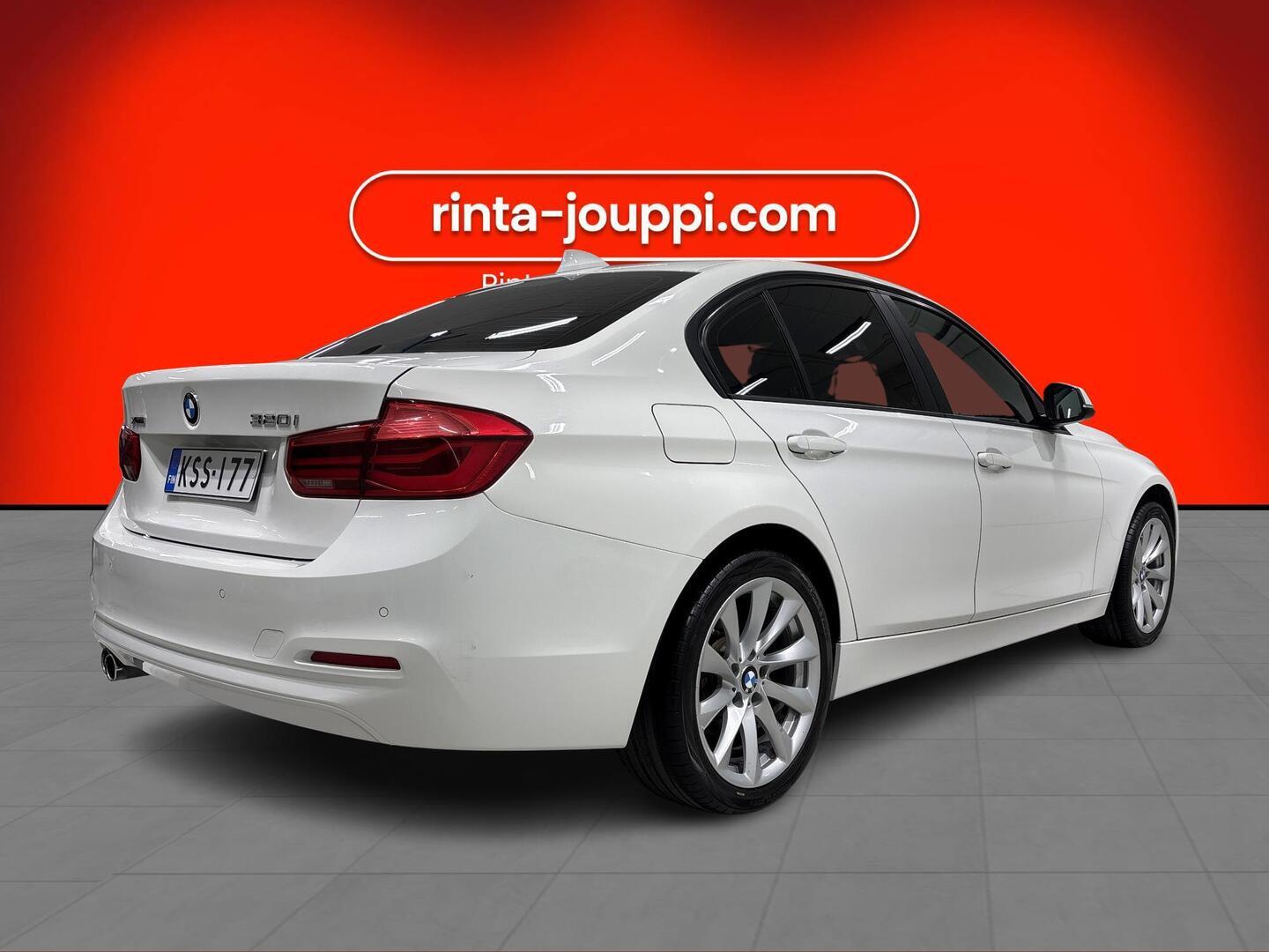 BMW 320 2016
