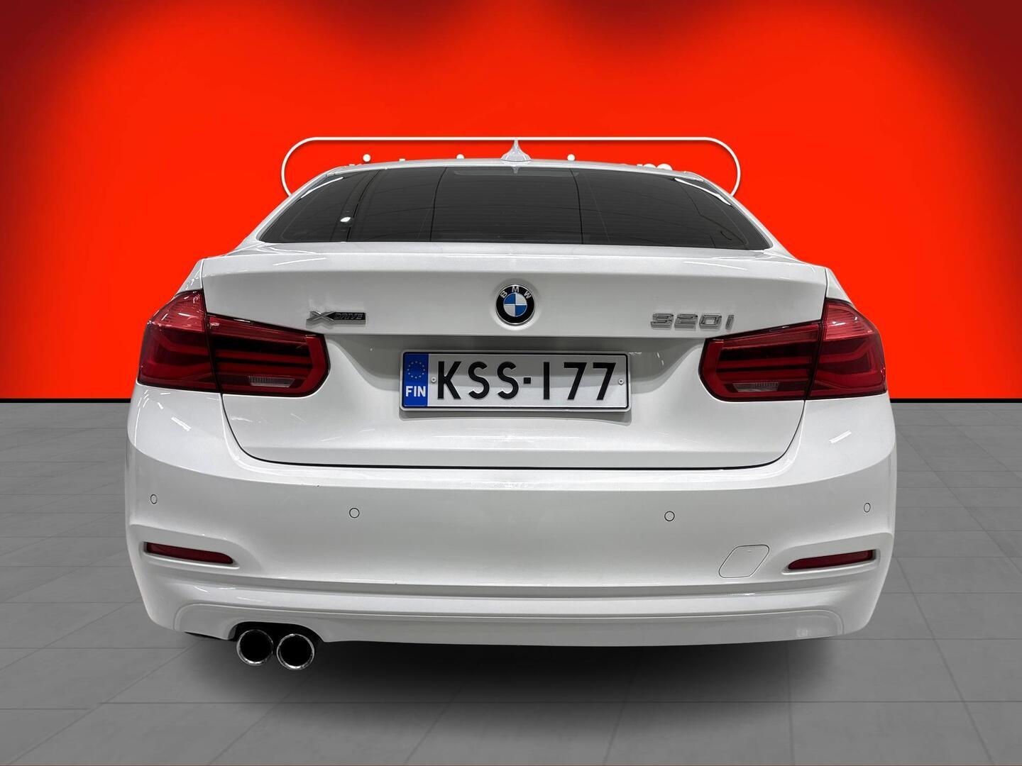 BMW 320 2016