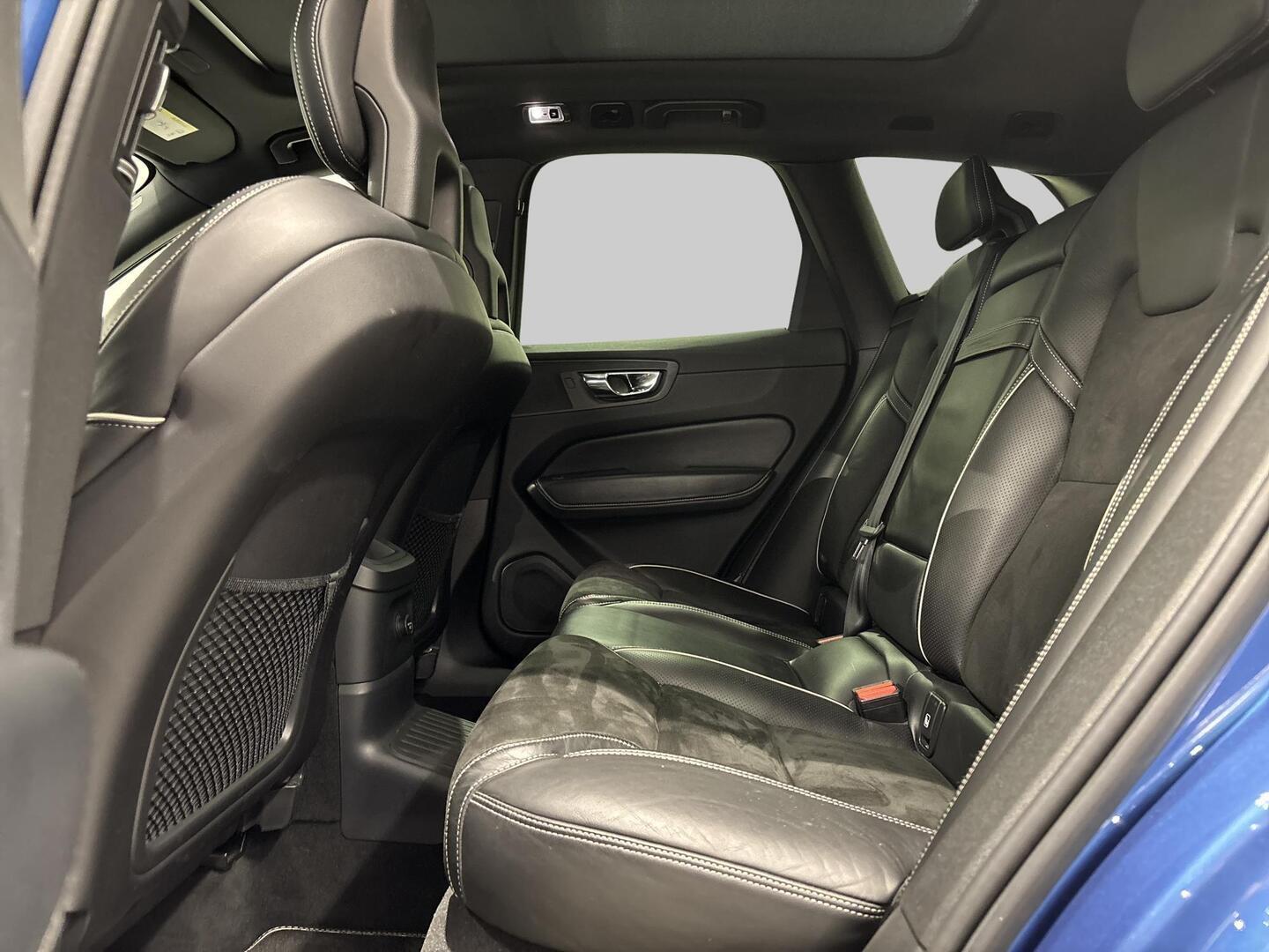 VOLVO XC60 2018