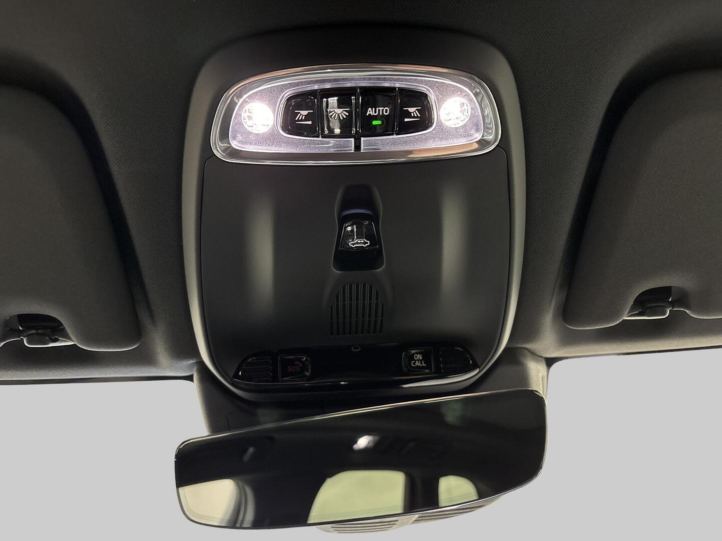VOLVO XC60 2018