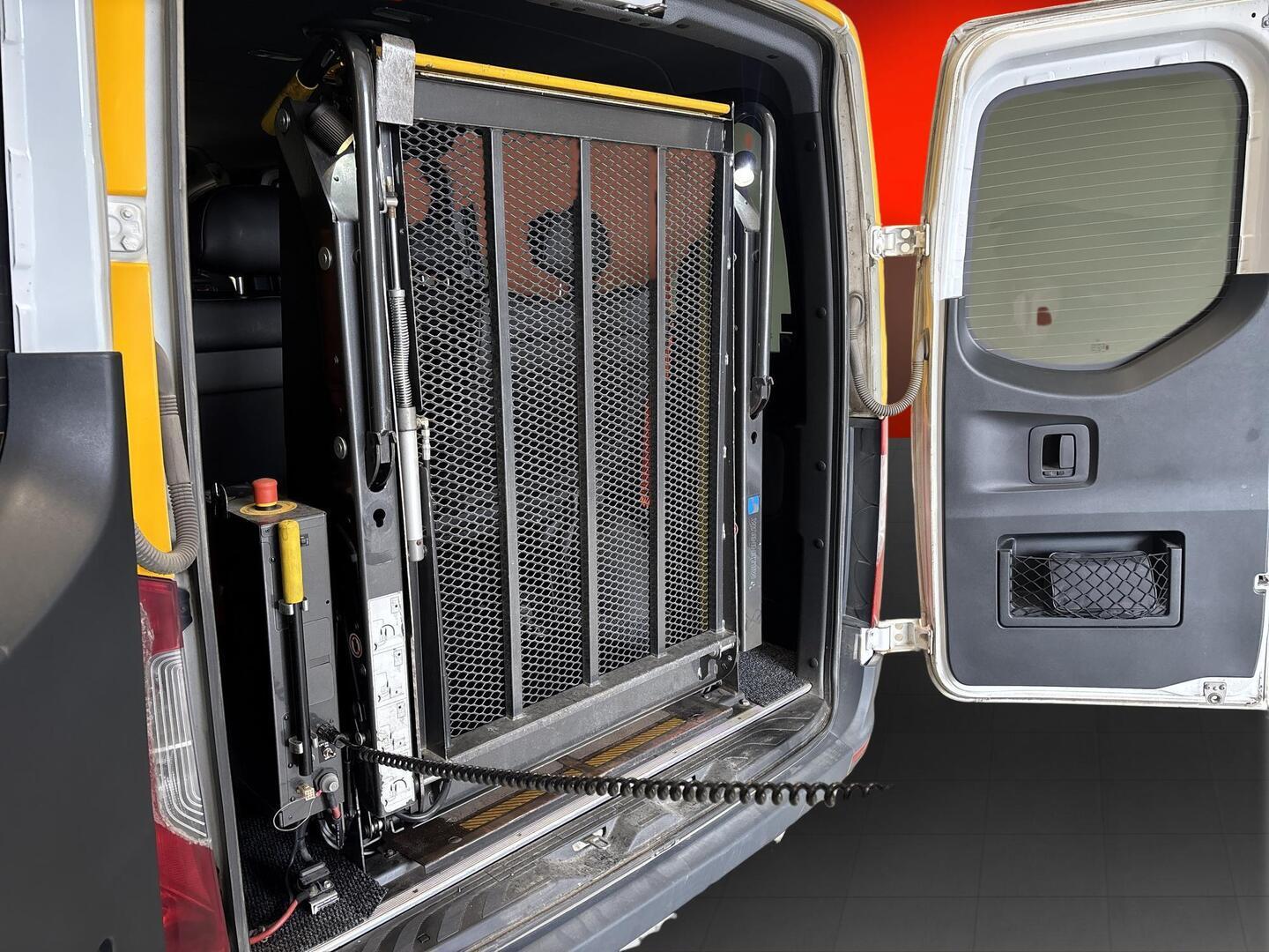 MERCEDES-BENZ Sprinter 2021