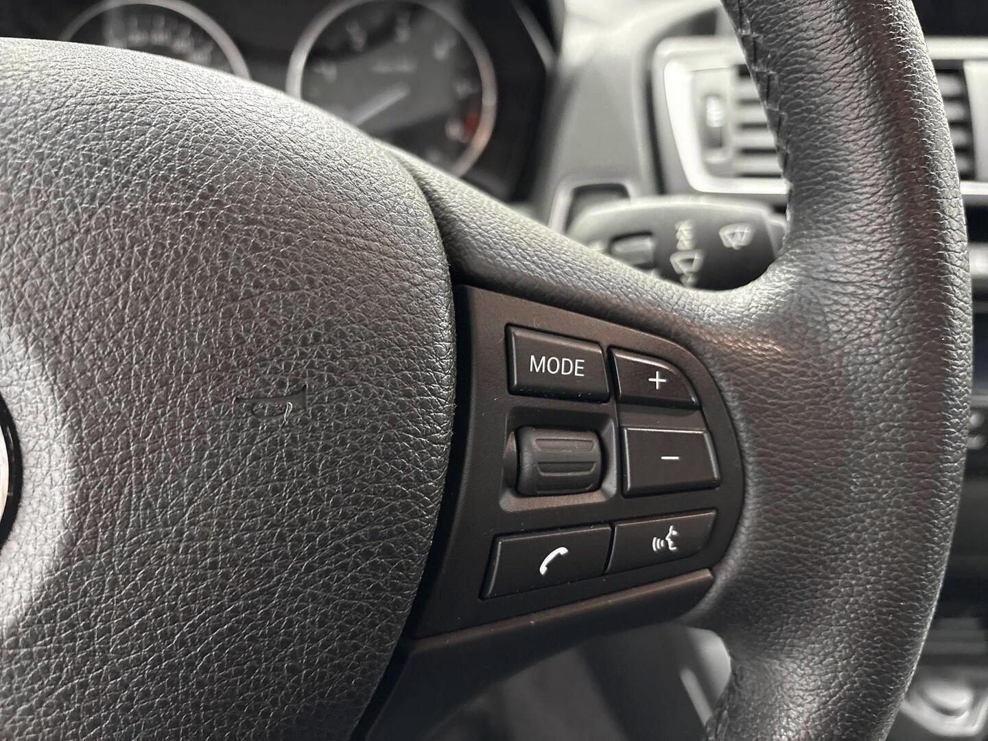 BMW 118 2018