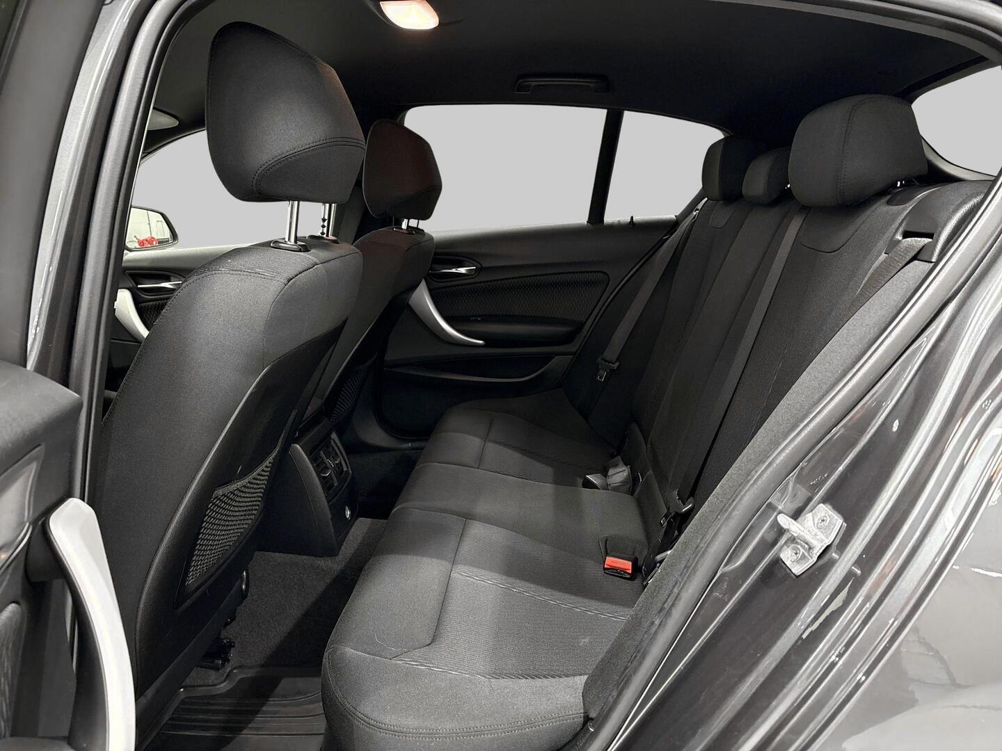 BMW 118 2018