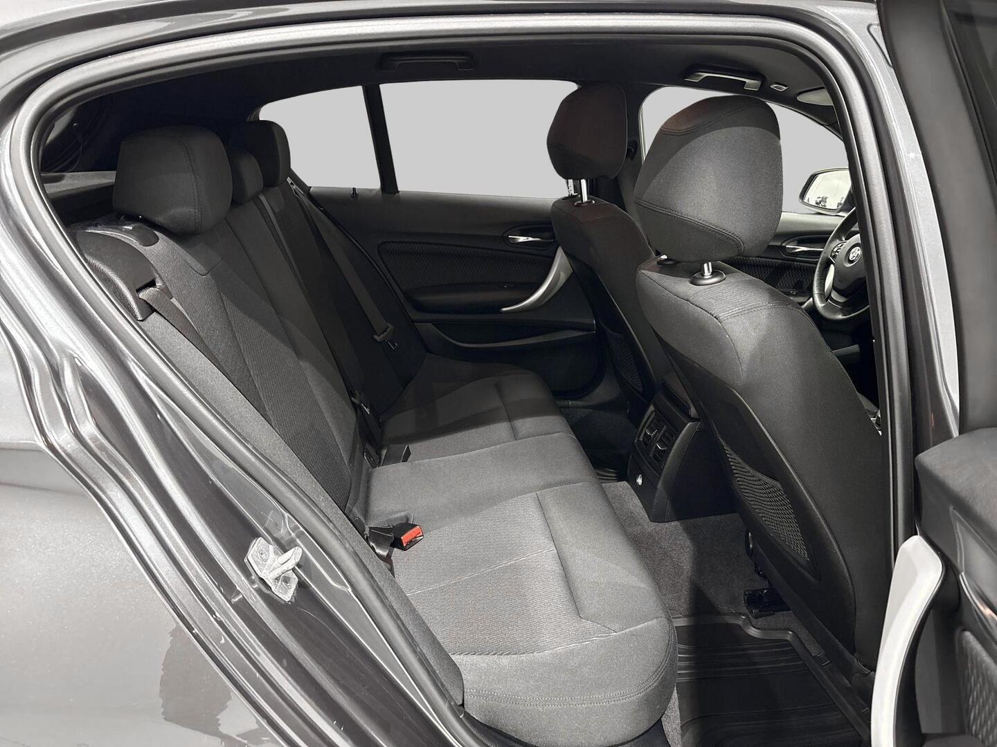 BMW 118 2018