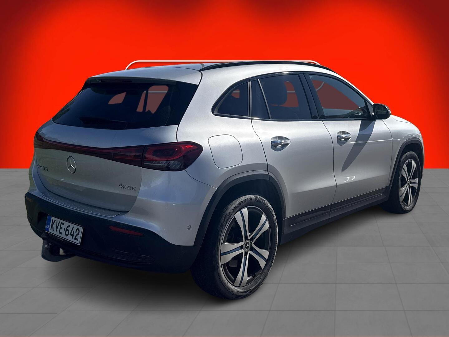 MERCEDES-BENZ EQA 2023