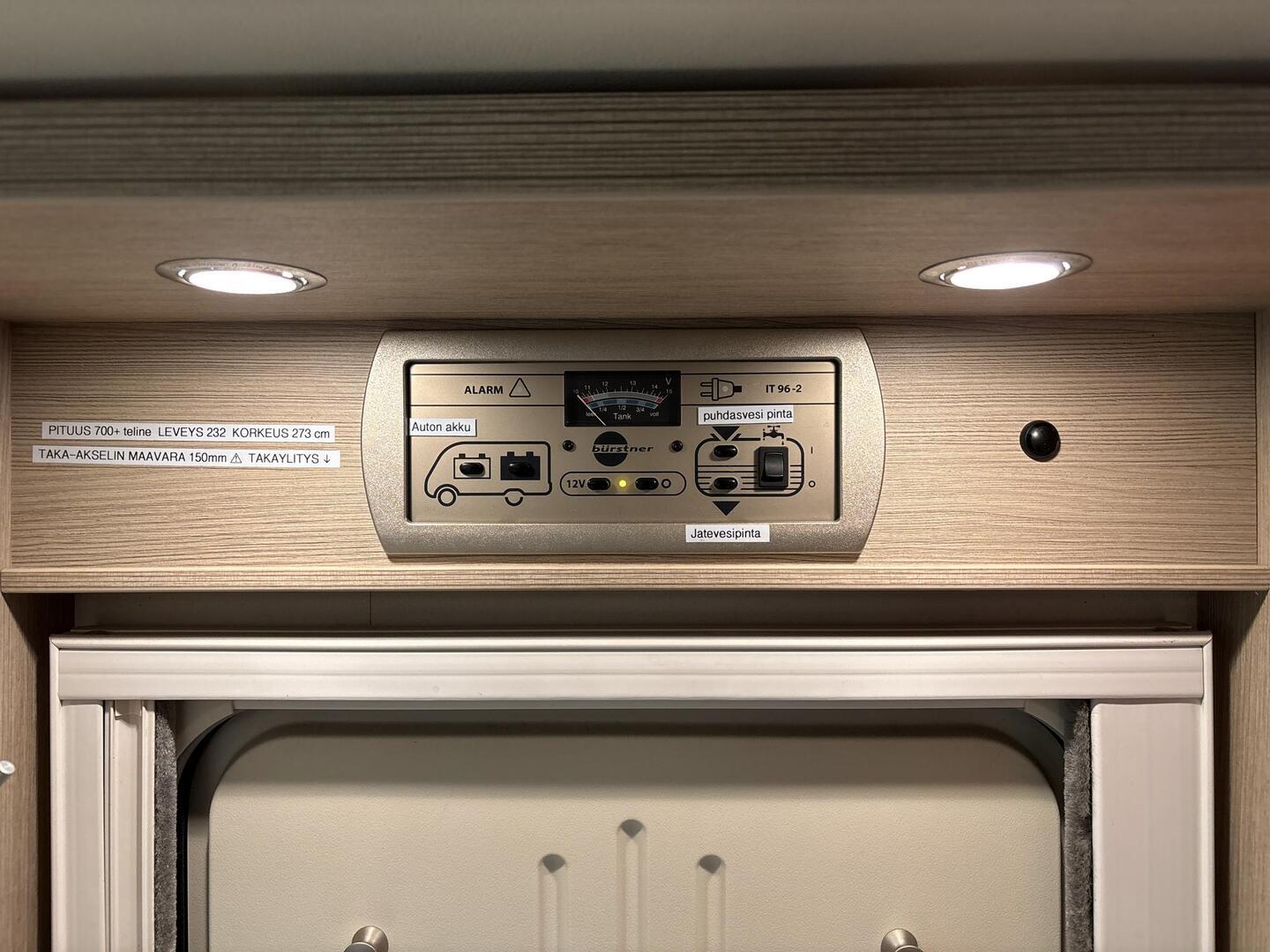 BÜRSTNER NEXXO T660 MOONLIGHT 2013